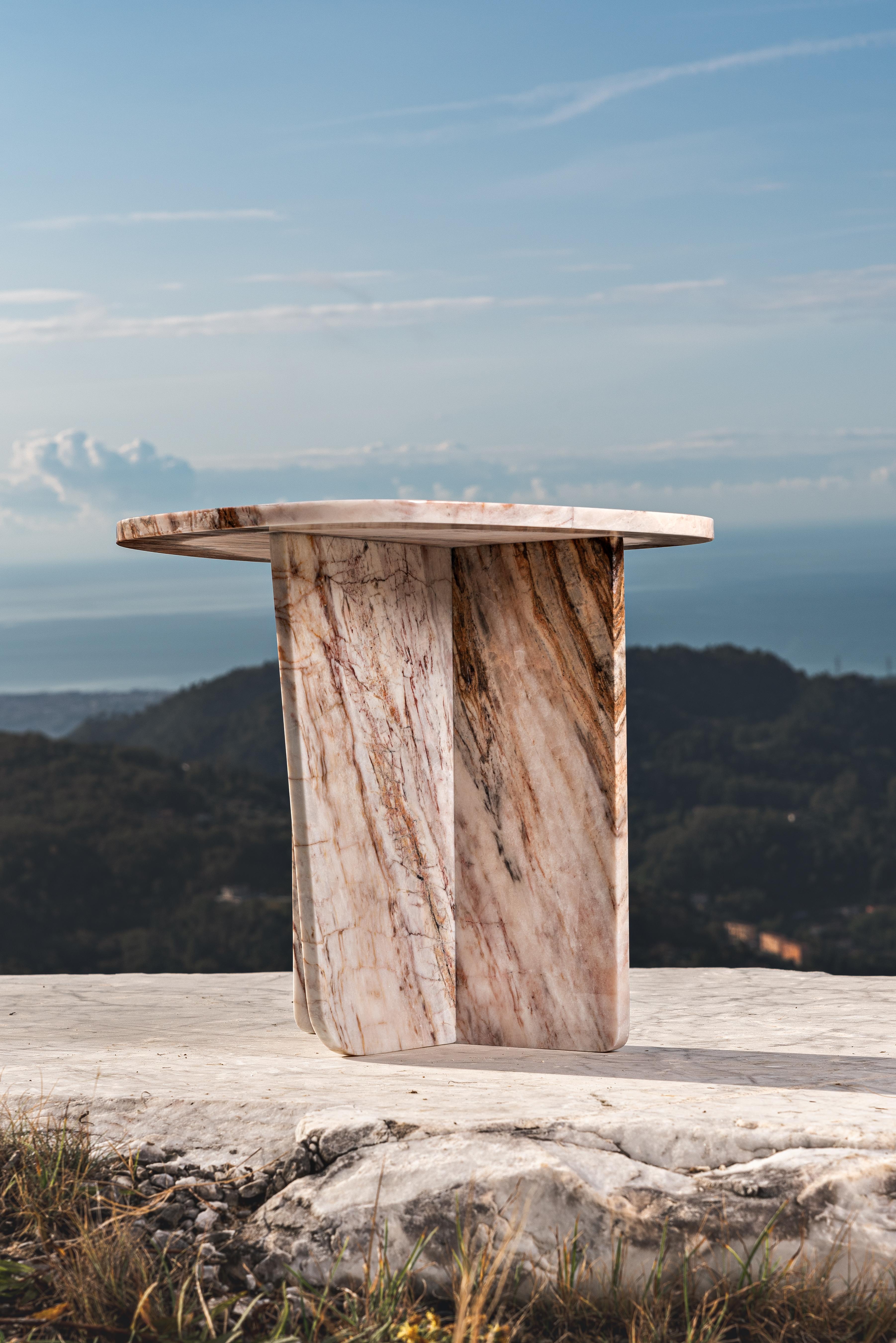 Tara Marble Side Table by Edition Club In New Condition In Geneve, CH