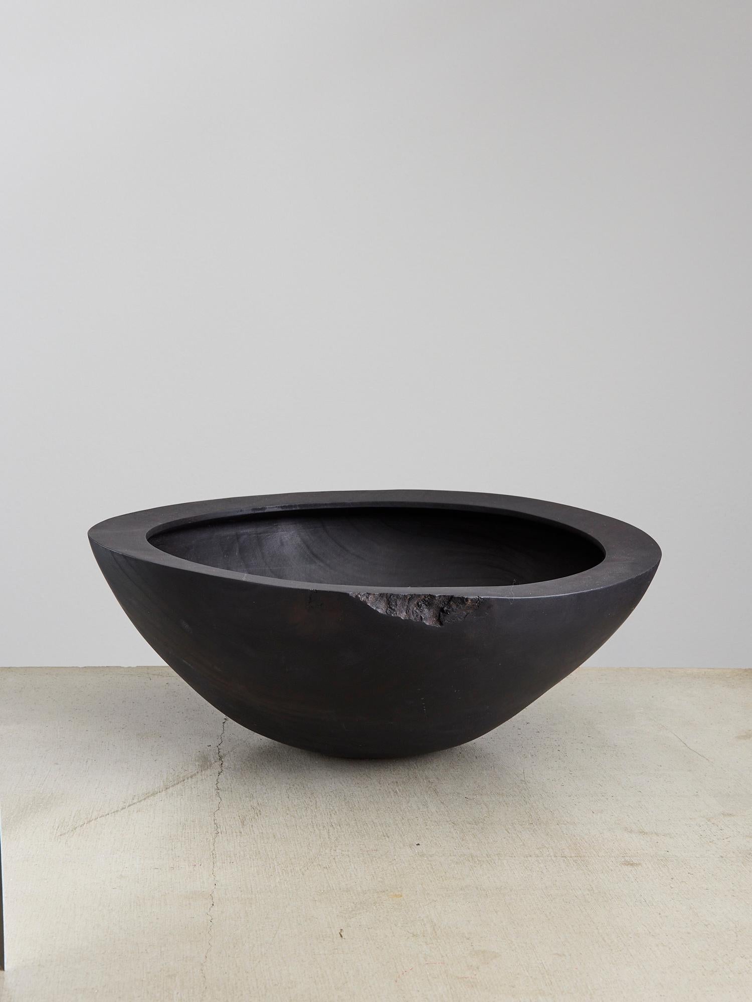 Unico Tara One 2 Vessel - Scultura contemporanea in Wood nero di Megarisiotis