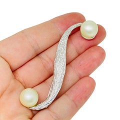 TARA signed vintage silver tone faux pearl designer brooch