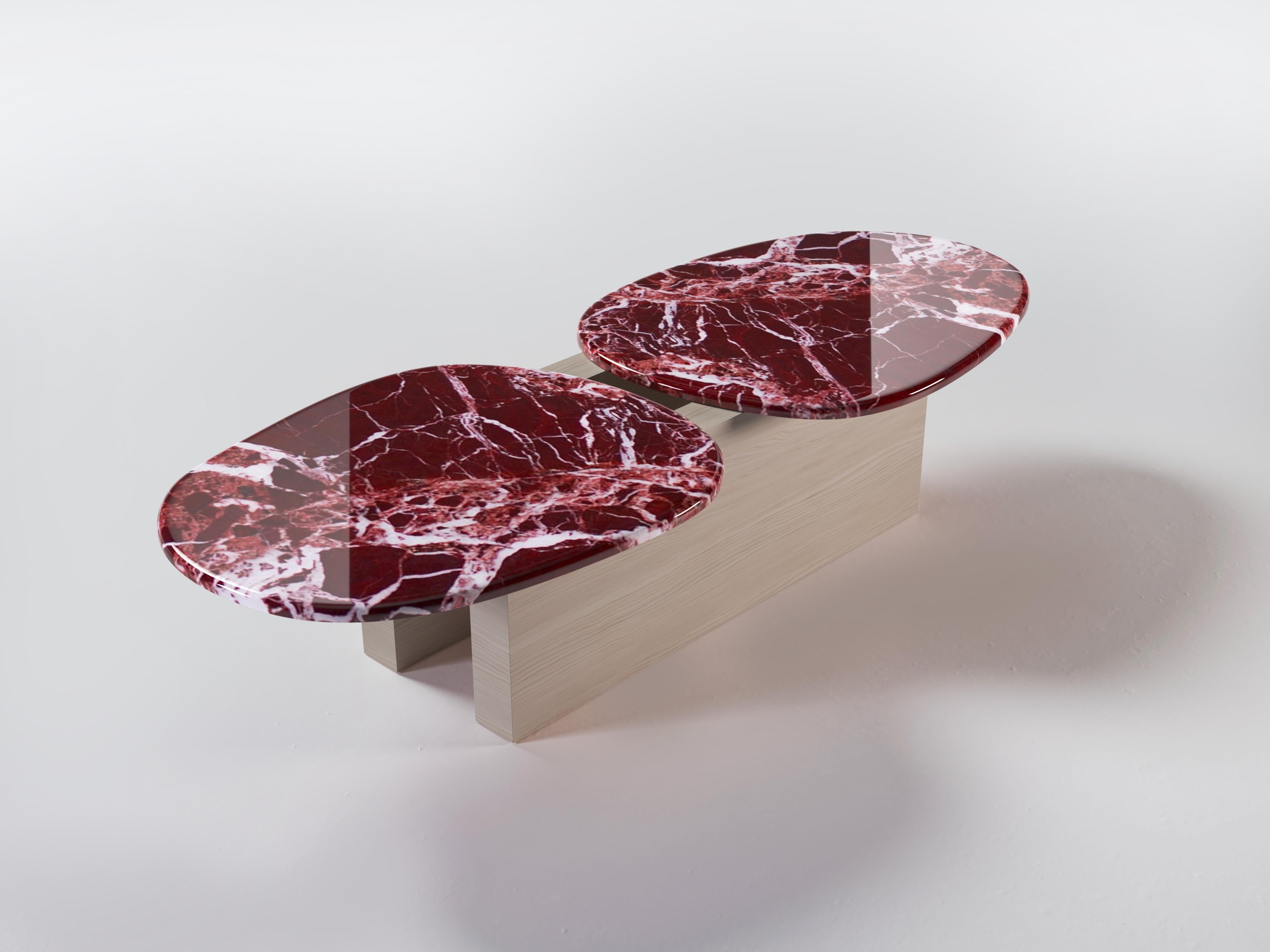 Table Basse Contemporaine Taras en Bois et Marbre Neuf - En vente à London, GB