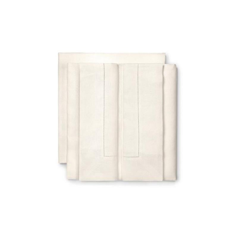 Italian Queen Size Premium Linen Duvet Bedding Chalk White Molteni&C - Tarascona For Sale
