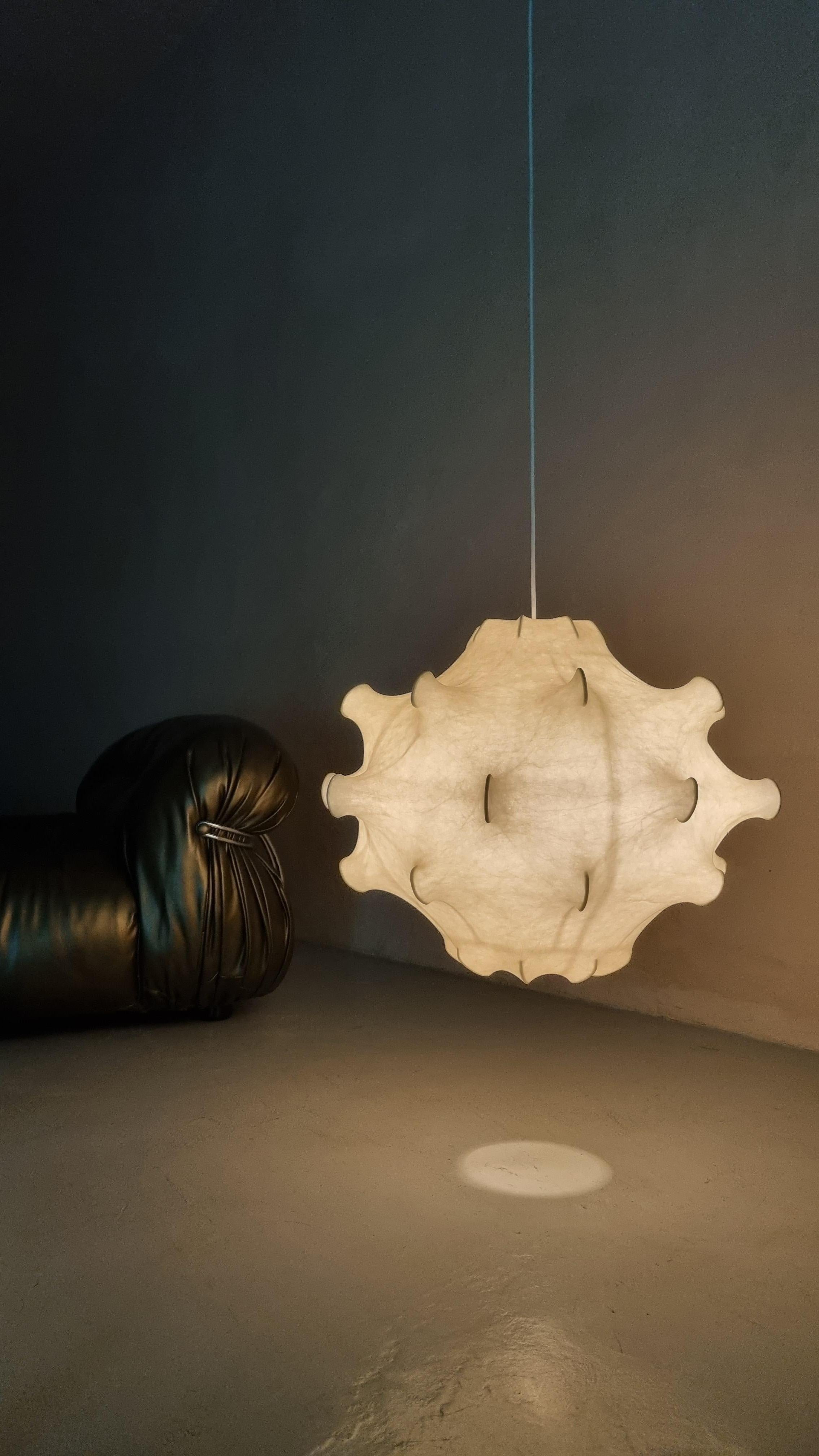 Taraxacum Pendant Lamp by Achille and Pier Giacomo Castiglioni for Flos, 1960 In Excellent Condition In Arezzo, Italy