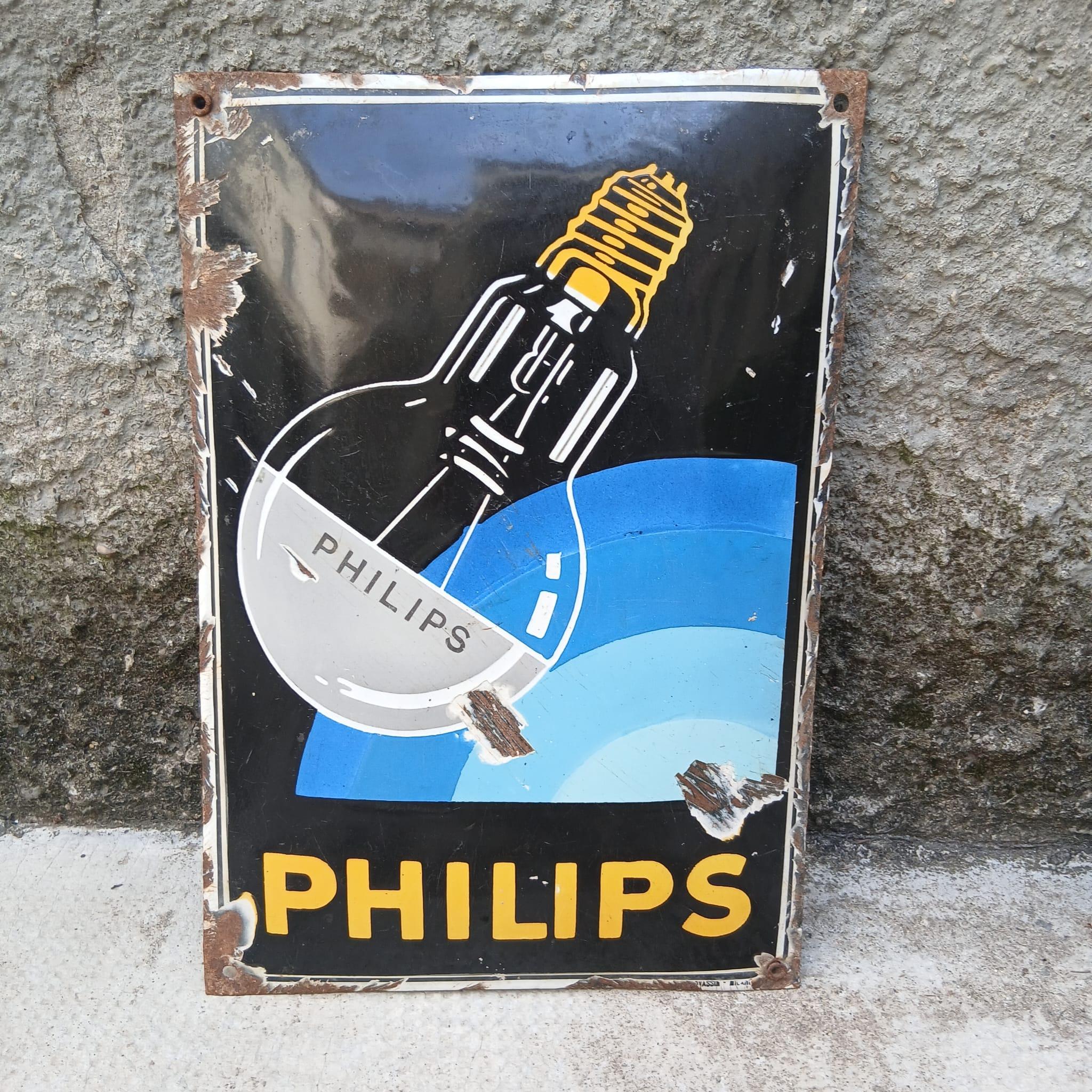 Keywords: targa smaltata Philips, insegna vintage, cartello pubblicitario anni 50, R. Covassin Milano, insegna smaltata italiana, pubblicità retro, insegna industriale, targa originale smaltata, collezione grafica vintage, modernariato