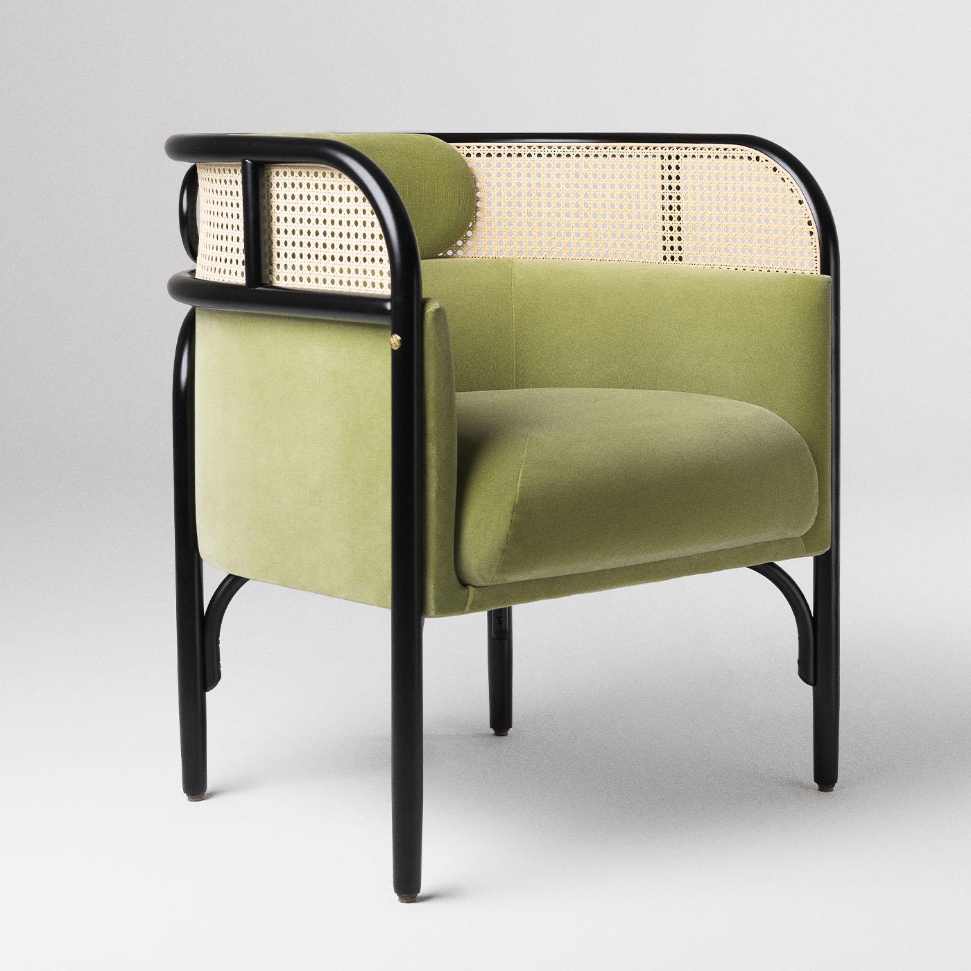 Targa Petit Grüner Samt-Sessel von GamFratesi im Angebot 3