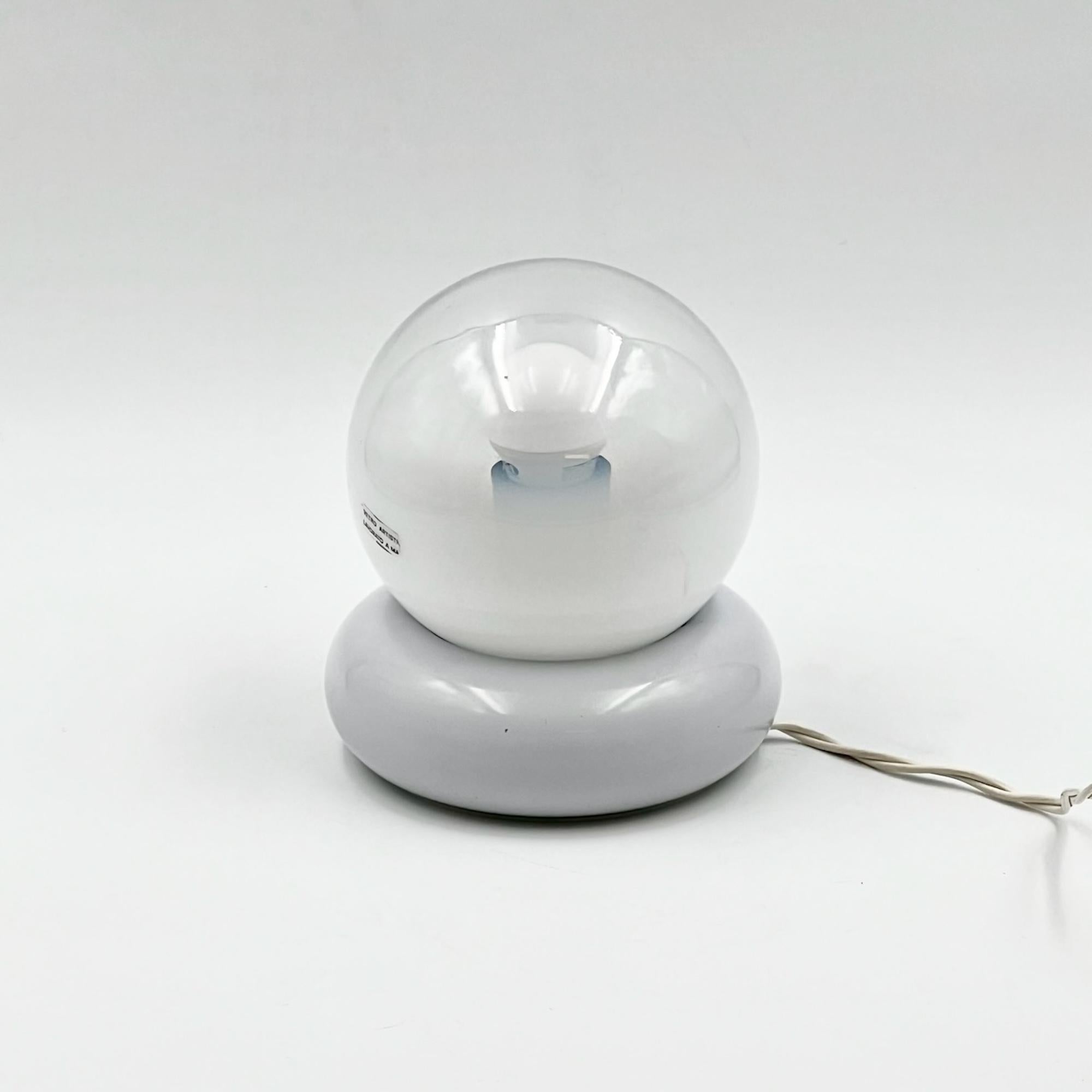 Italian Targetti Sankey 70s Table Lamp - Minimalist White Base and Gradient Glass Sphere