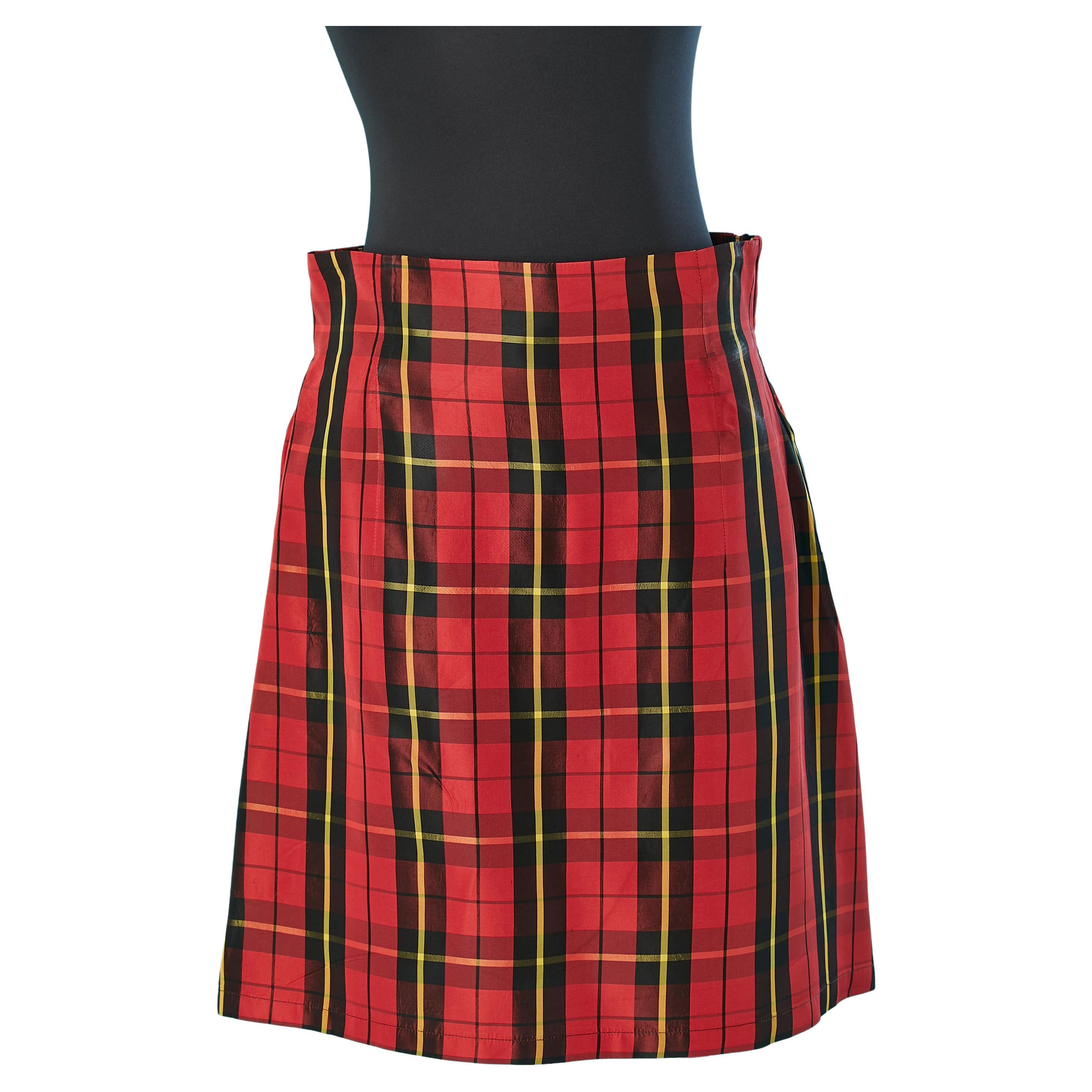 Tartan karierter Rock mit Rüschen auf der Rückseite und Schleife Moschino Cheap and Chic  im Angebot