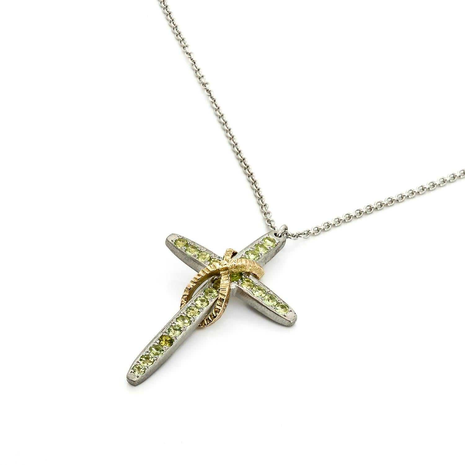 Round Cut Taru Jewelry Cross and Infinity Peridot Yellow Gold Silver Necklace For Sale