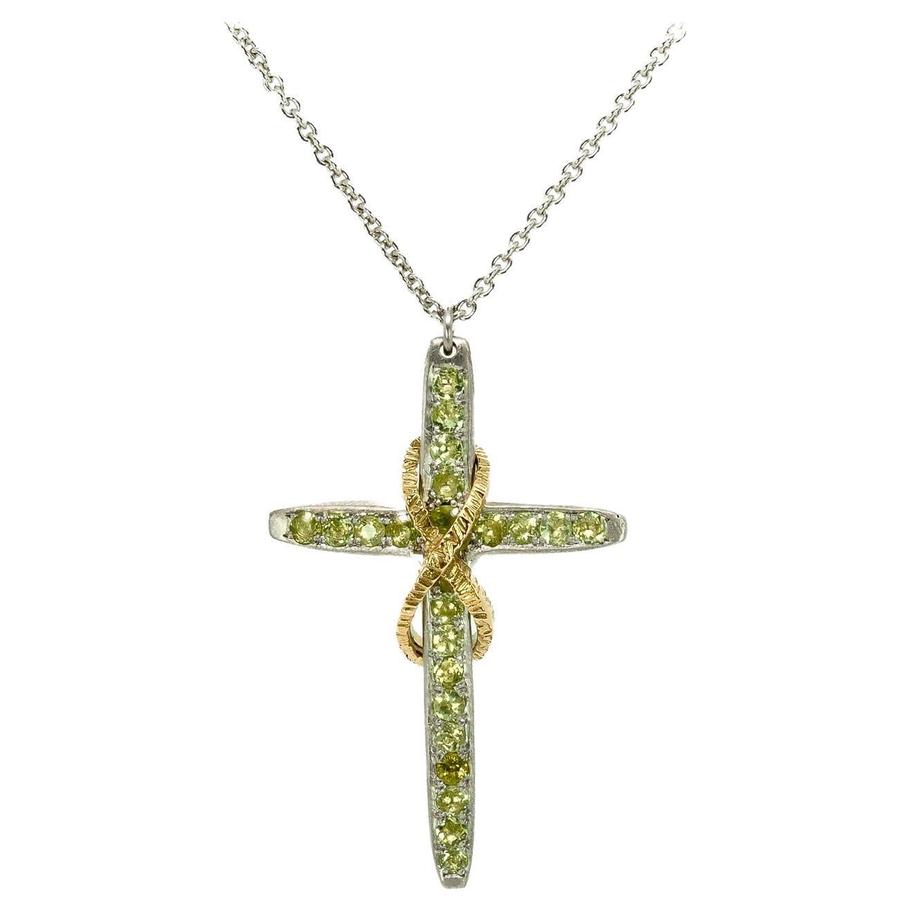 Taru Jewelry Cross and Infinity Peridot Yellow Gold Silver Necklace For Sale