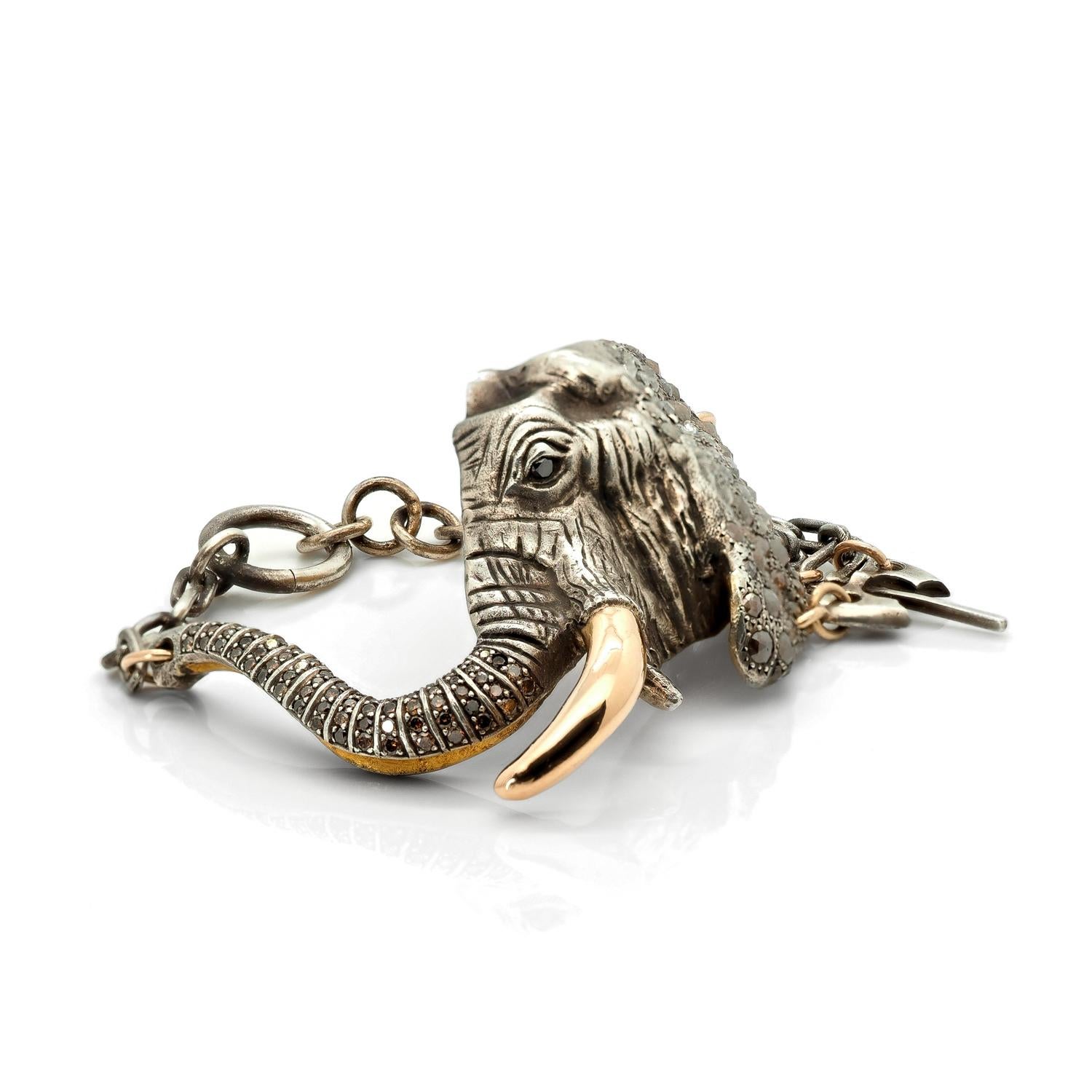 Contemporain Taru Jewelry Bracelet éléphant en or rose et jaune avec diamants en vente