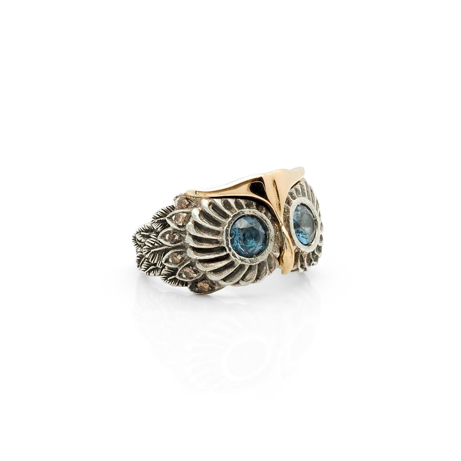 Round Cut Taru Jewelry Owl London Blue Topaz Yellow Gold and Silver Ring For Sale