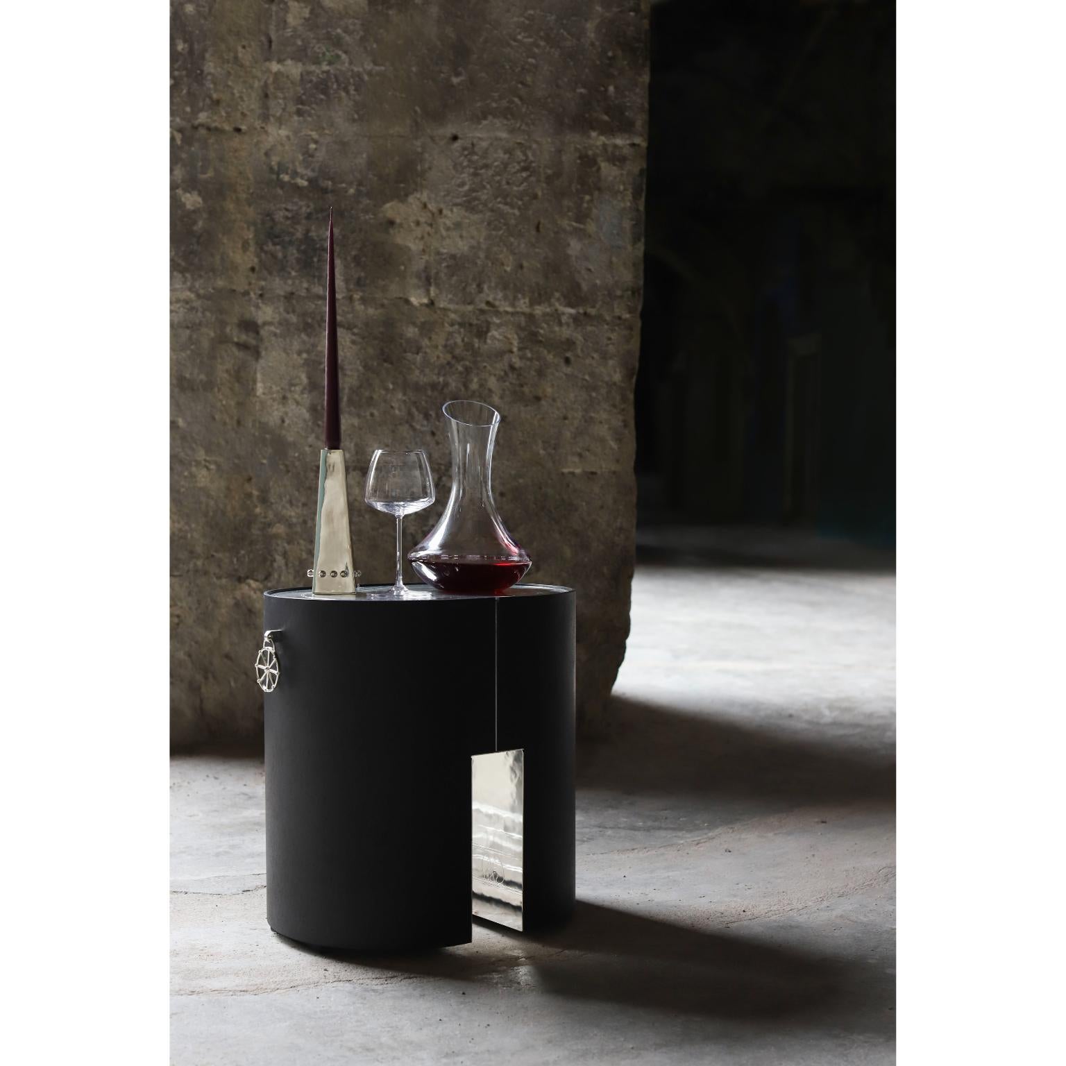 Taru Side Table in Alpi Oak Veneer & Silver-Plated Brass by Marau For Sale 3