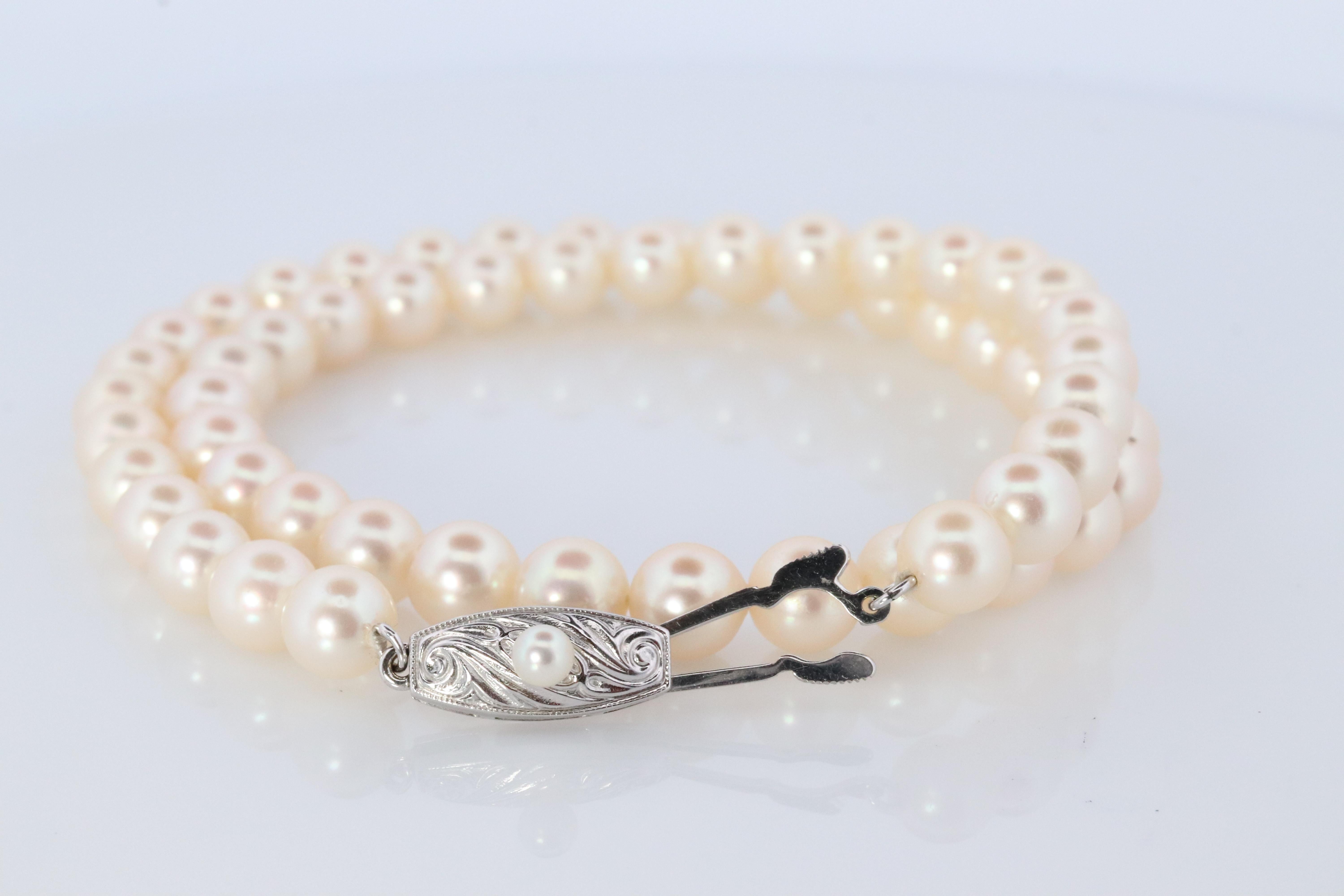 Modern TASAKI 14k White Gold Pearl Necklace. 7mm Pearls Necklace. Japanese Pearls. For Sale