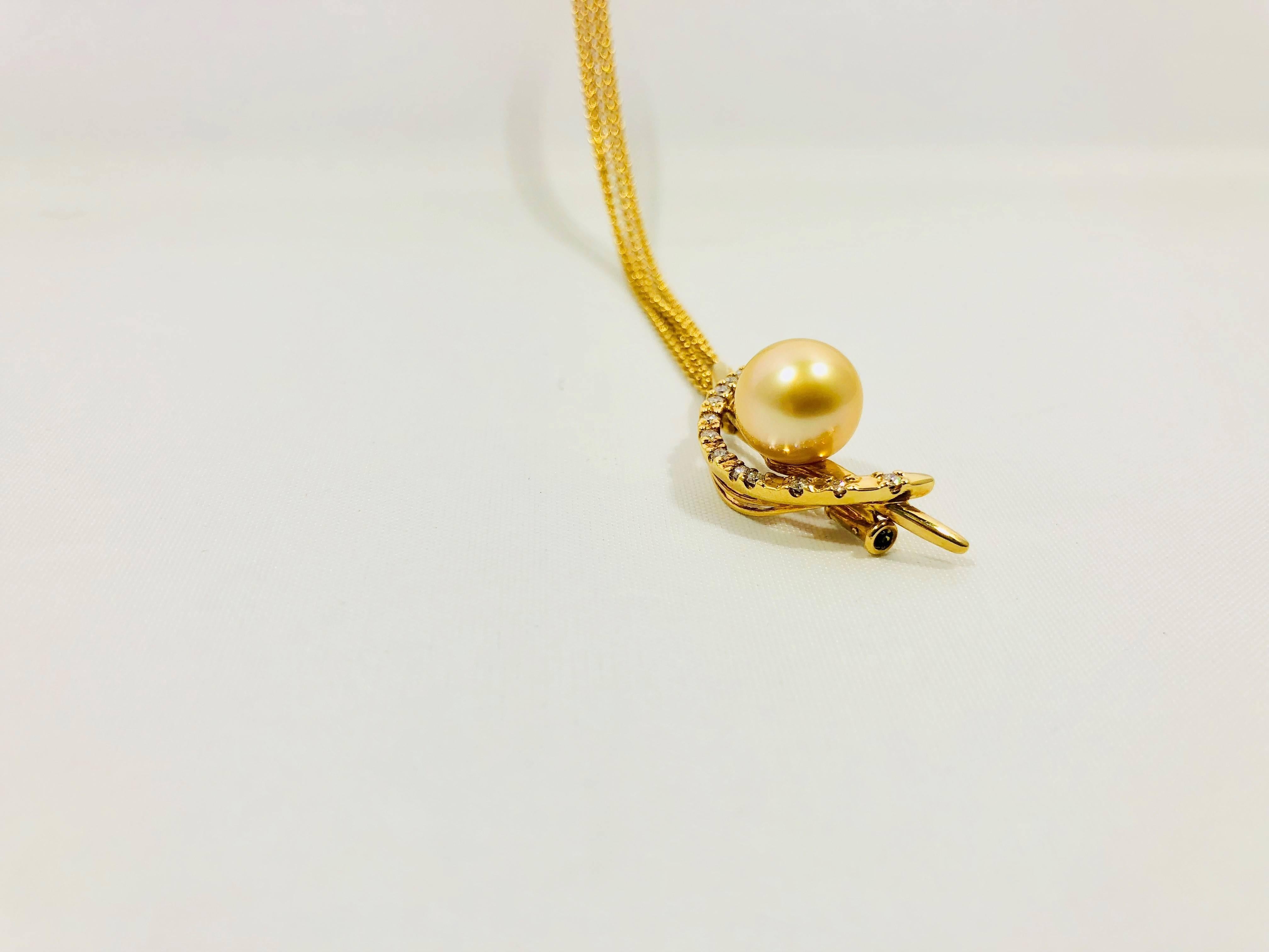 Women's or Men's Tasaki 18 Karat Diamond and Natural Pearl Pendant/Pin 18 Karat Chain Necklace For Sale