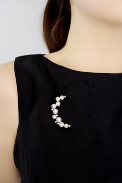 Tasaki 18K Weißgold Diamanten Perle Mond Brosche