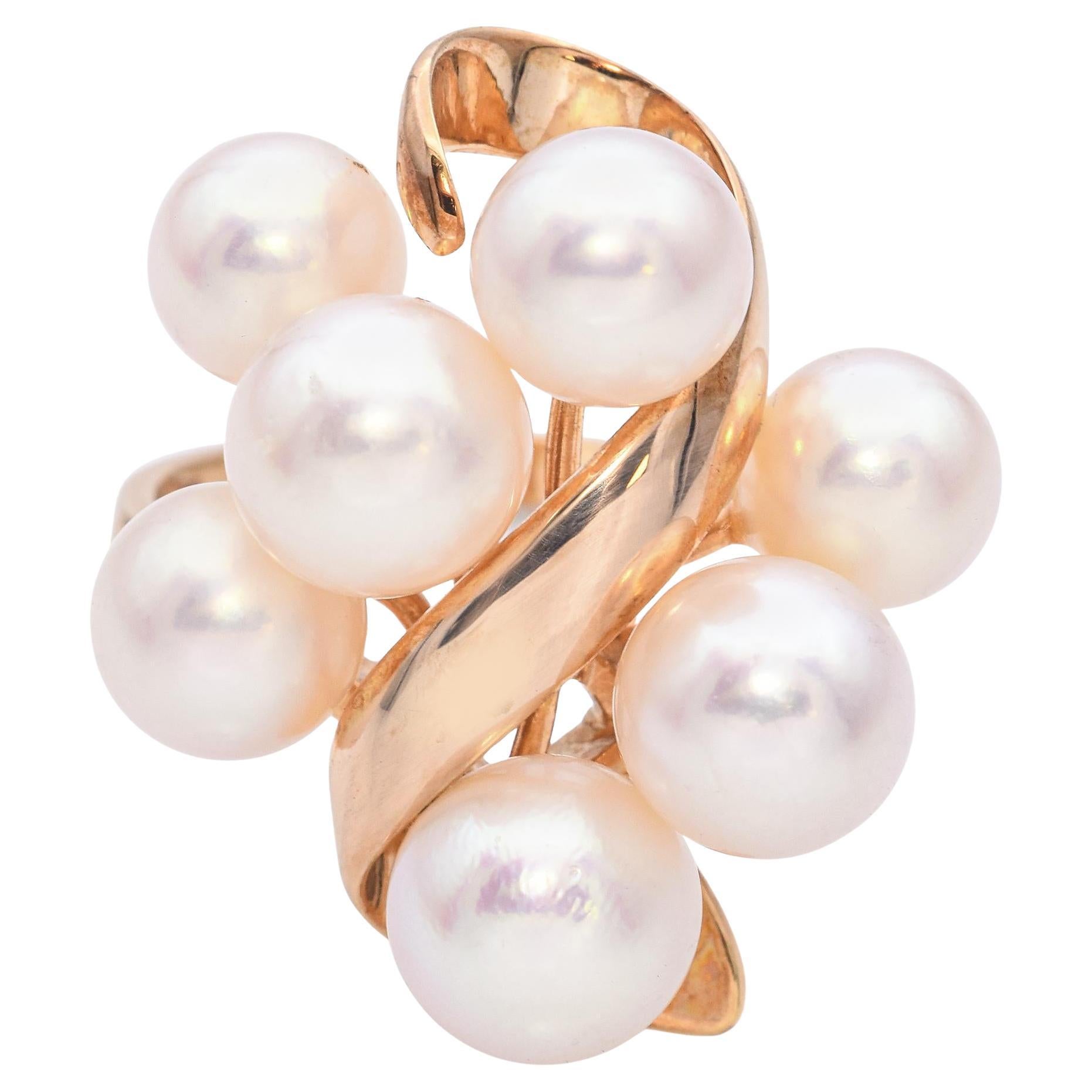 Tasaki, bague cocktail à fleurs en or jaune 18 carats avec perles en grappe