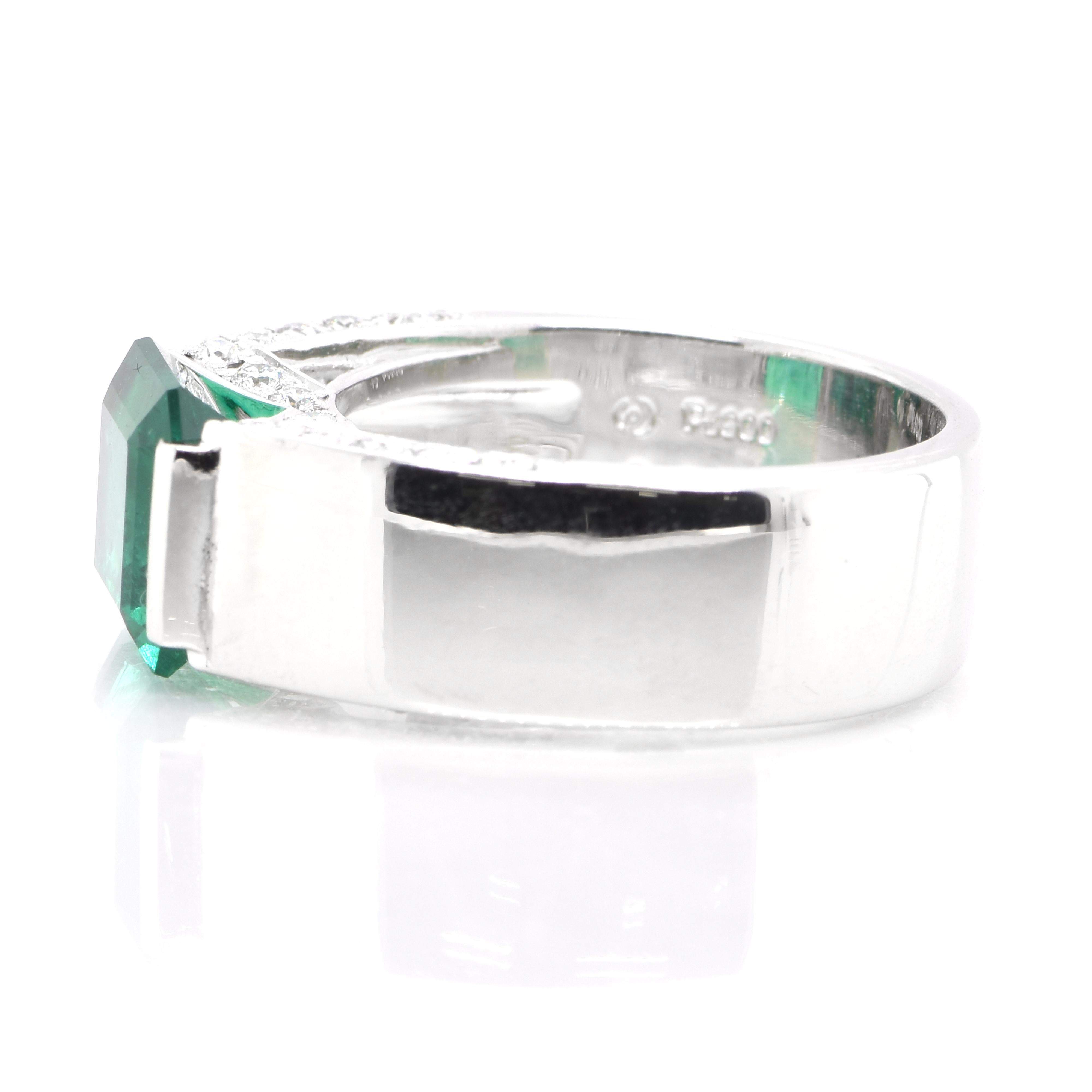 Tasaki 2.69 Carat Natural Colombian Emerald Ring Set in Platinum In Excellent Condition In Tokyo, JP