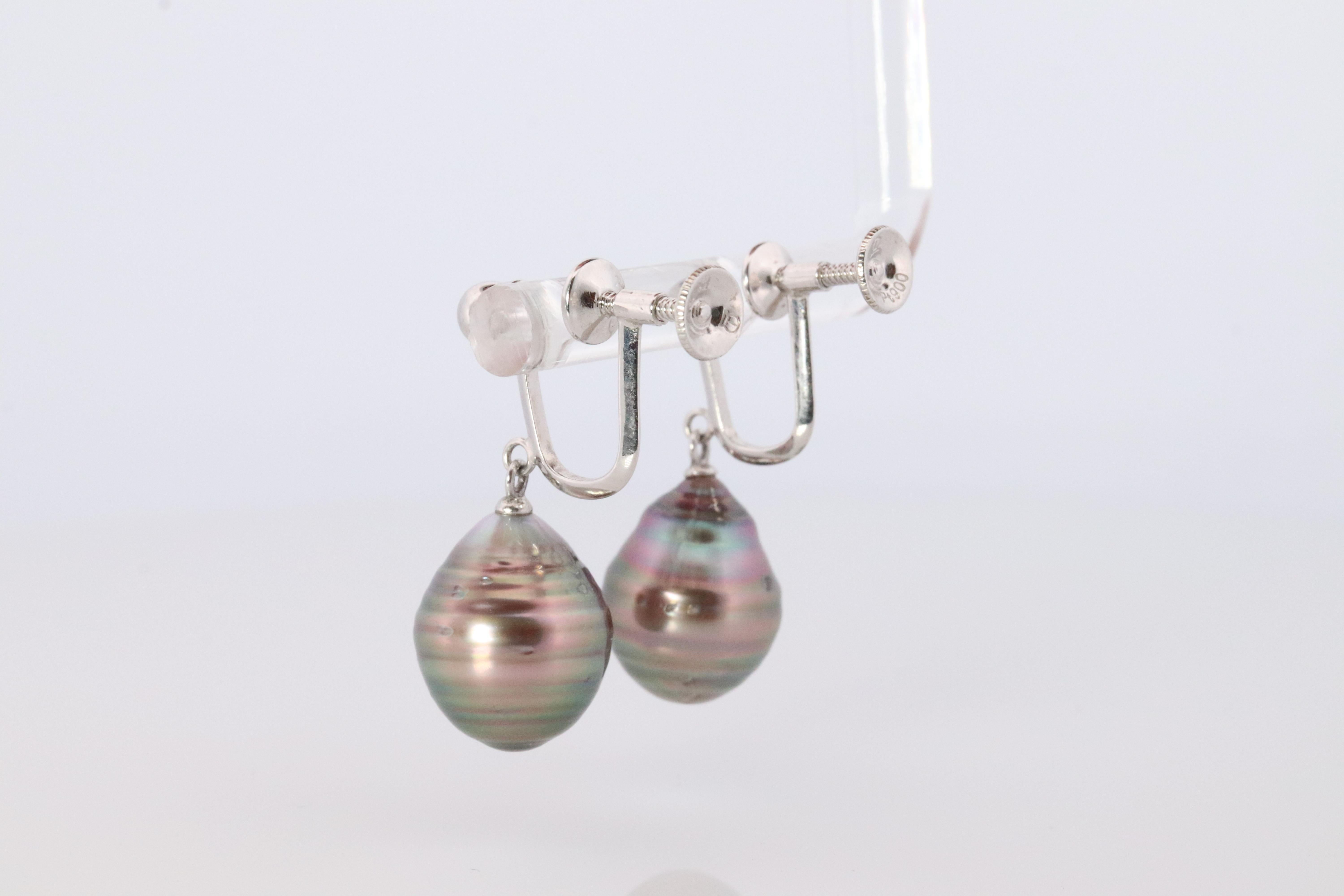 Pendientes TASAKI. Ampolla de perla tahitiana genuina de platino. PT900 Tahitiana grande Corte redondo en venta