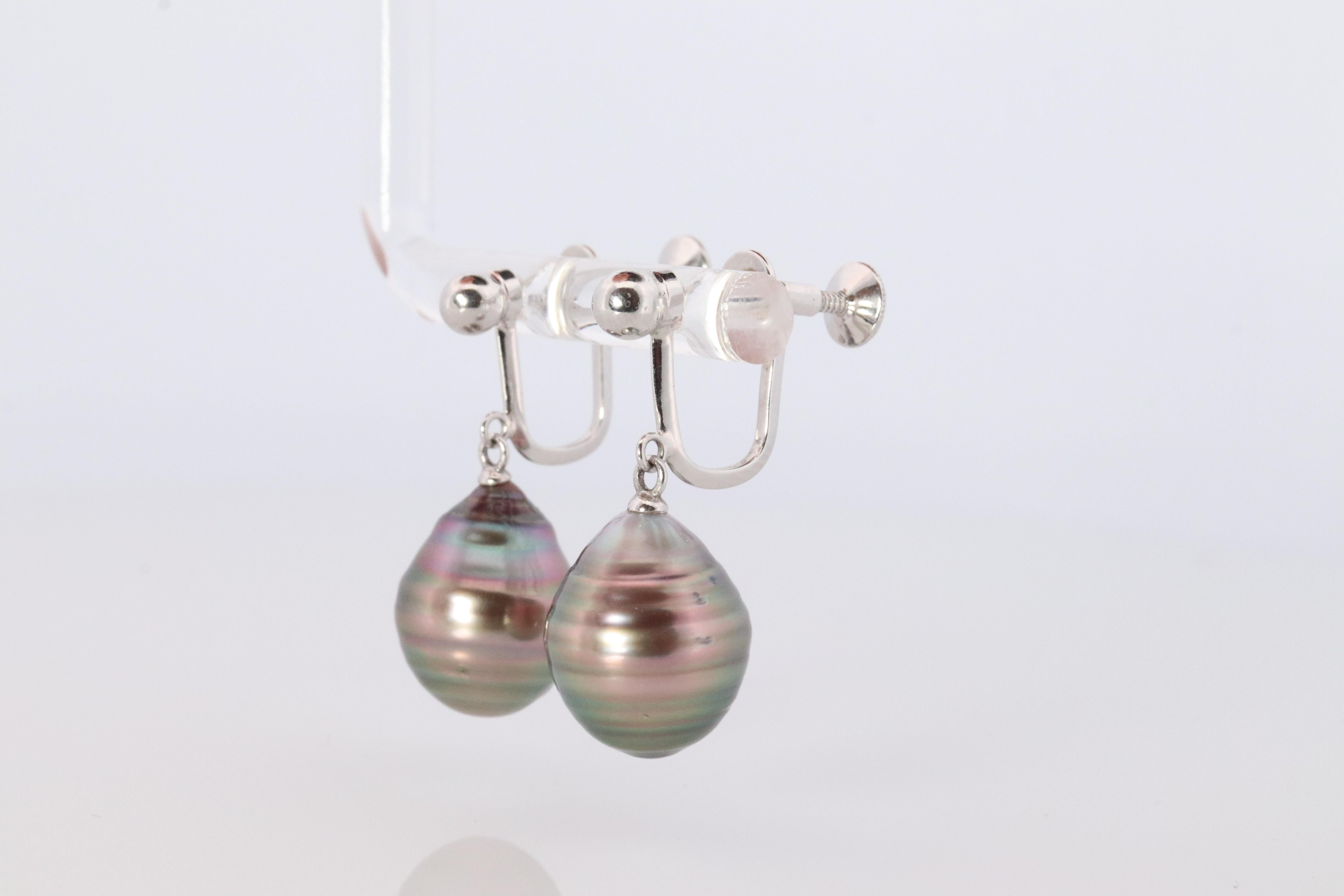 Pendientes TASAKI. Ampolla de perla tahitiana genuina de platino. PT900 Tahitiana grande en Bueno estado para la venta en Port Charlotte, FL