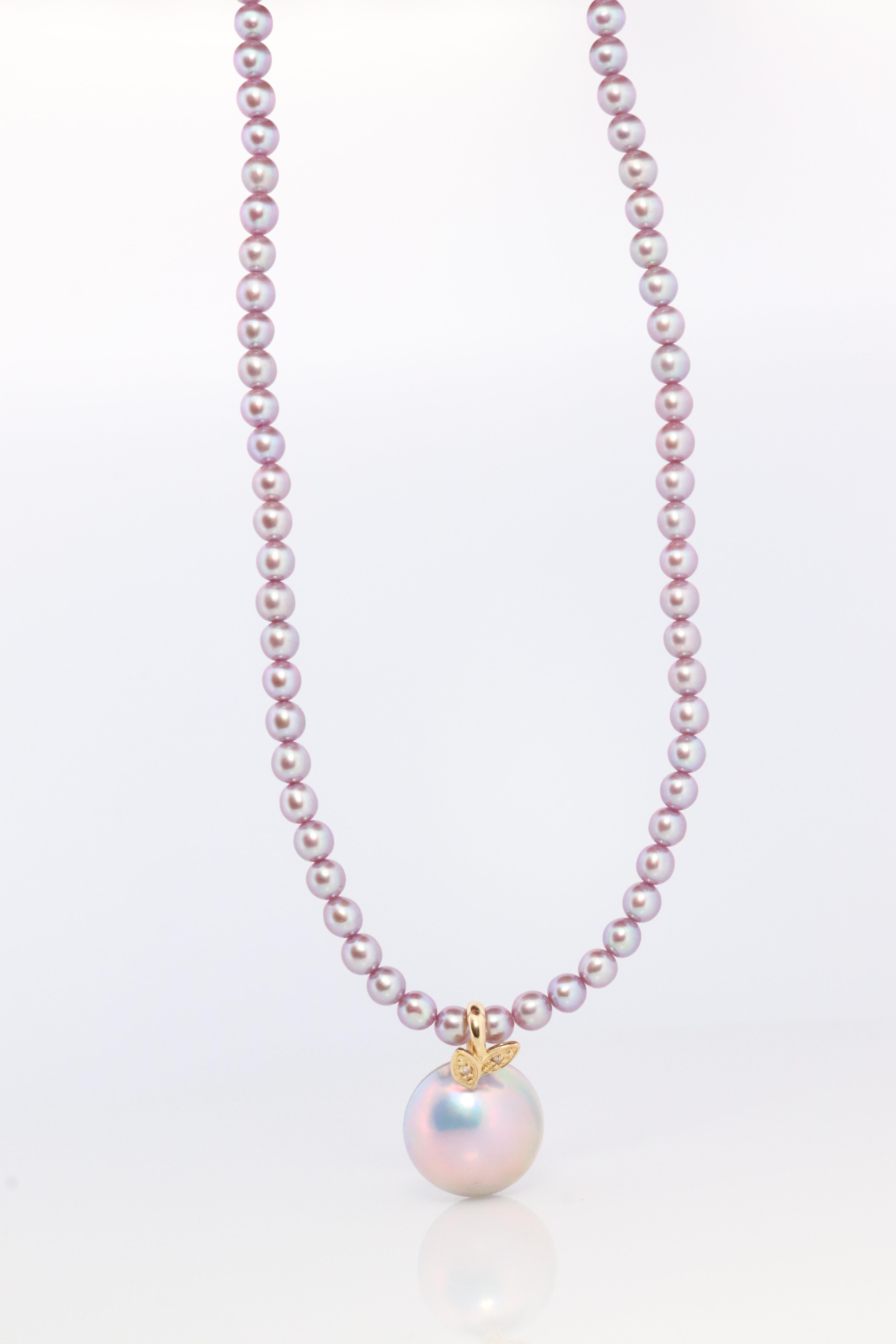 Tasaki Necklace. 18k Tasaki Japanese Mabe Pearl and Gray/Bluish Pearl Necklace For Sale 4