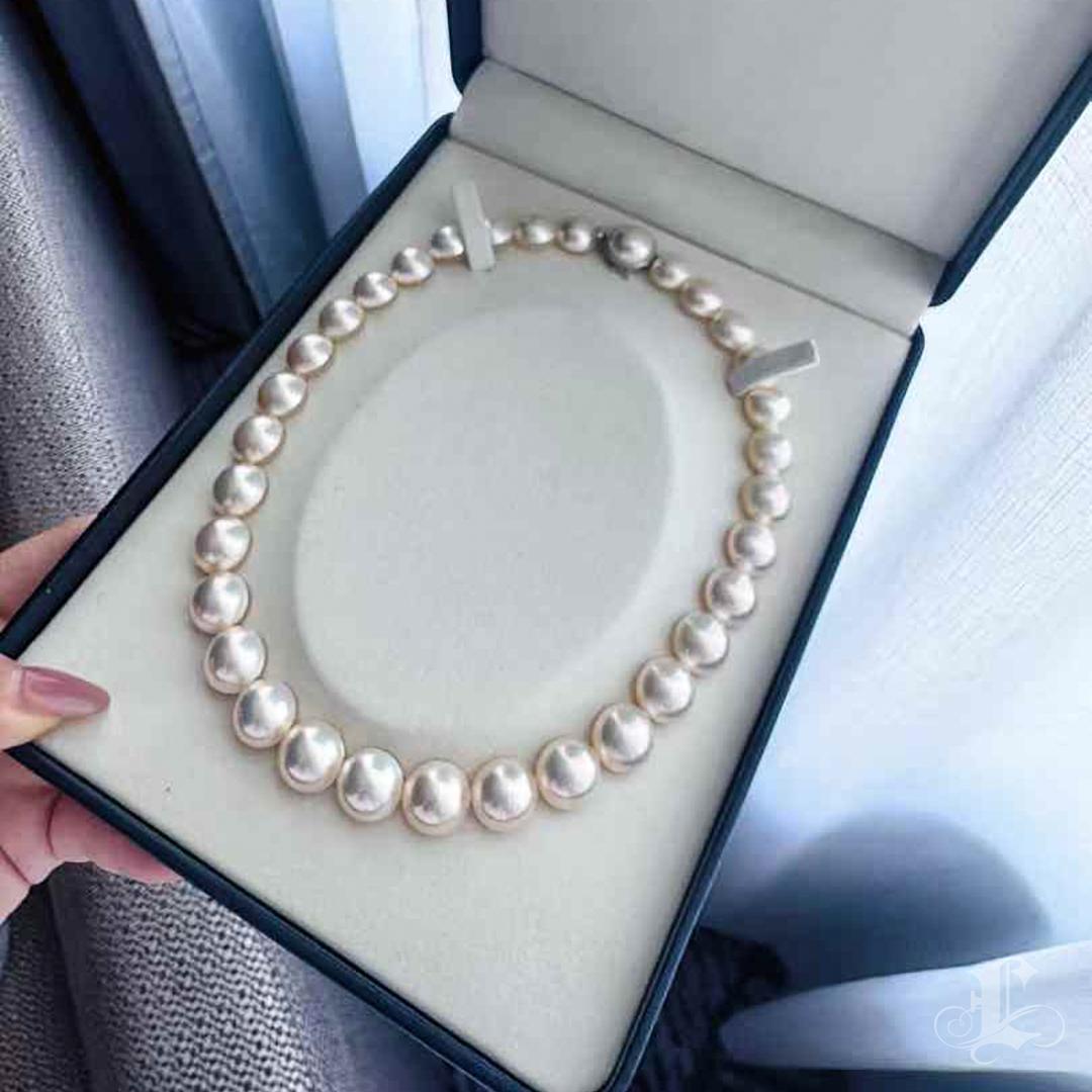 TASAKI Original 12-14mm Mabe Pearl Necklace with 18k White Gold Clasp 2