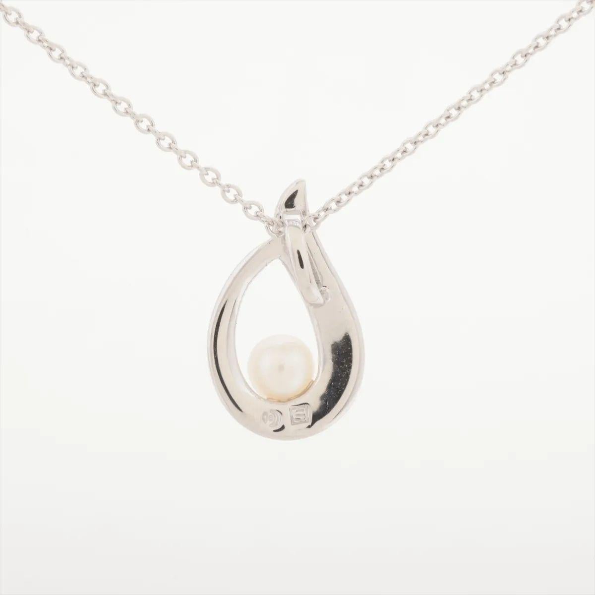 Round Cut Tasaki Pearl Pendant Necklace For Sale