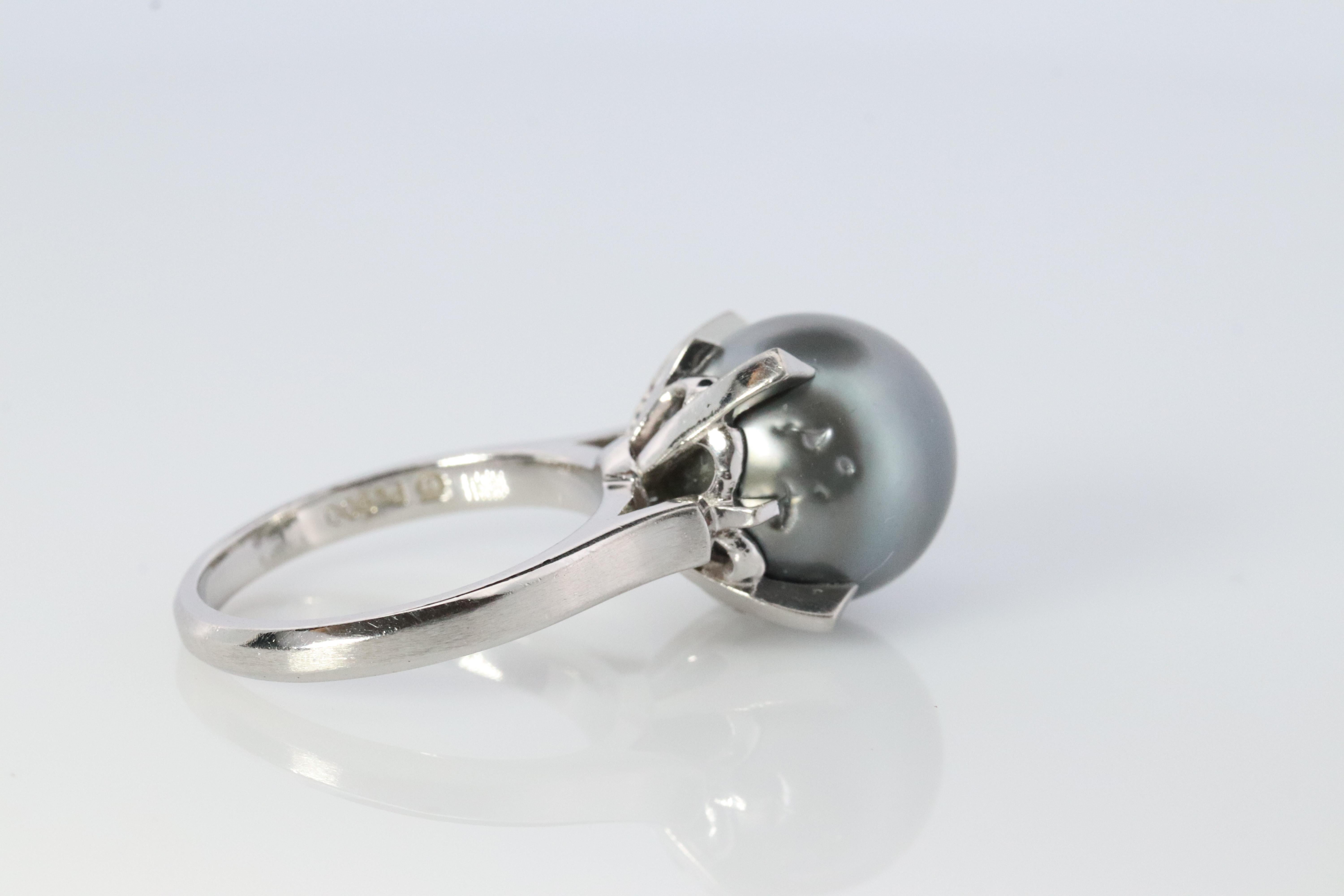 Round Cut TASAKI Ring. Genuine Platinum Tahitian Pearl Solitaire. PT900 Large Tahitian. For Sale