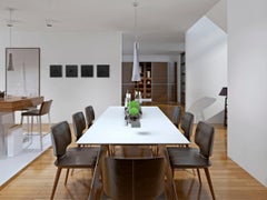 Speed of Light (Quadriptychon) - Minimalistische strukturierte abstrakte Schwarz-Weiß-Kunst in Schwarz und Weiß