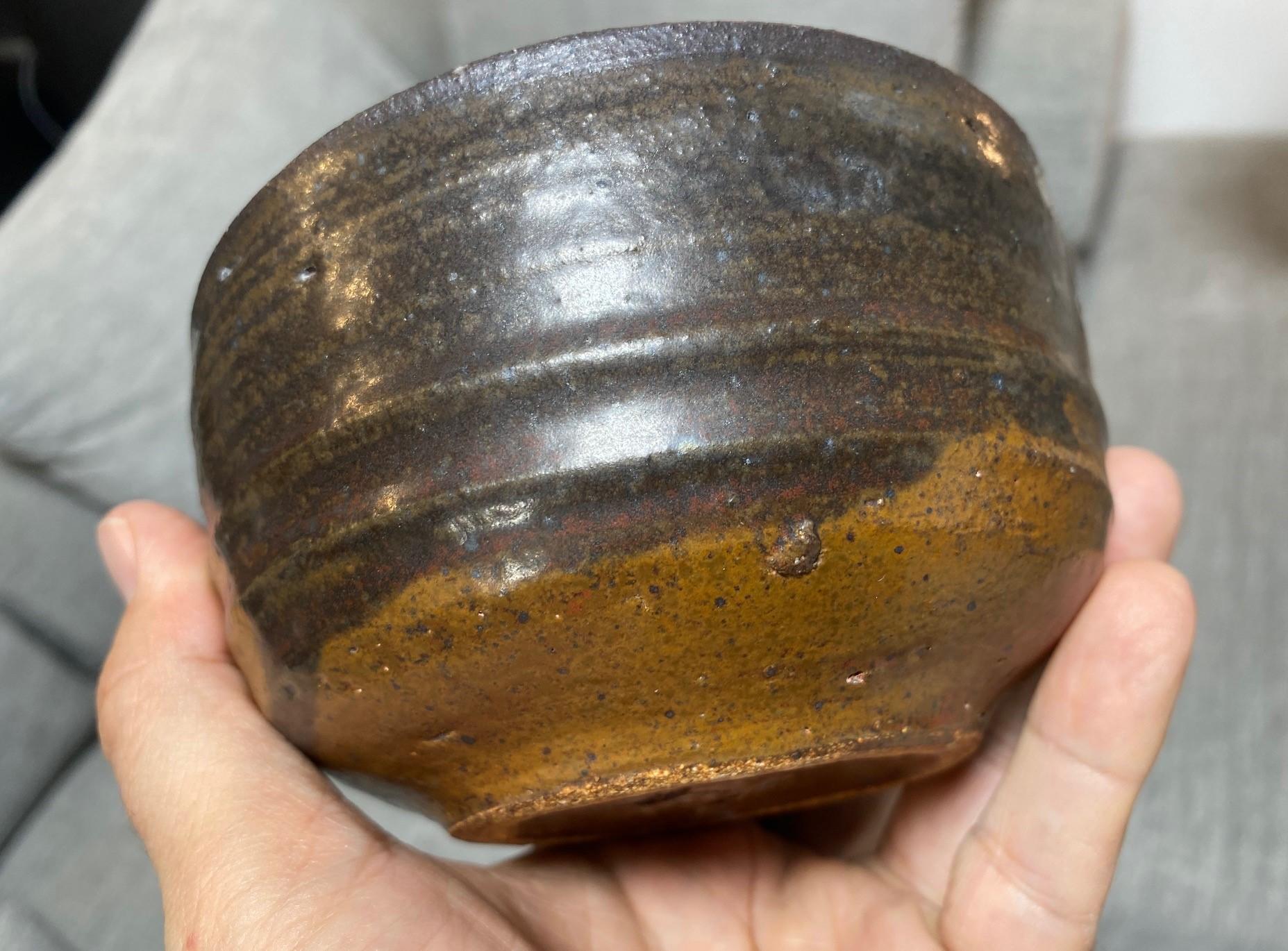 Ciotola da tè Chawan firmata da Tashiko Tazaezu, Studio Pottery giapponese hawaiano, smaltata in vendita 6