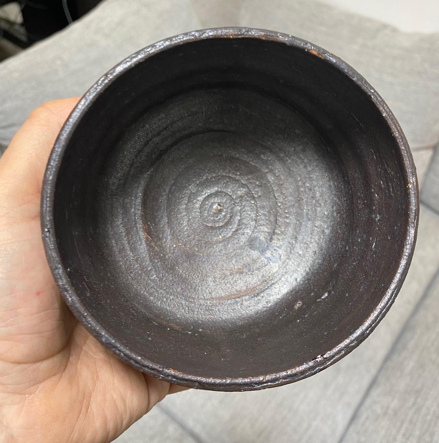 Ciotola da tè Chawan firmata da Tashiko Tazaezu, Studio Pottery giapponese hawaiano, smaltata in vendita 7