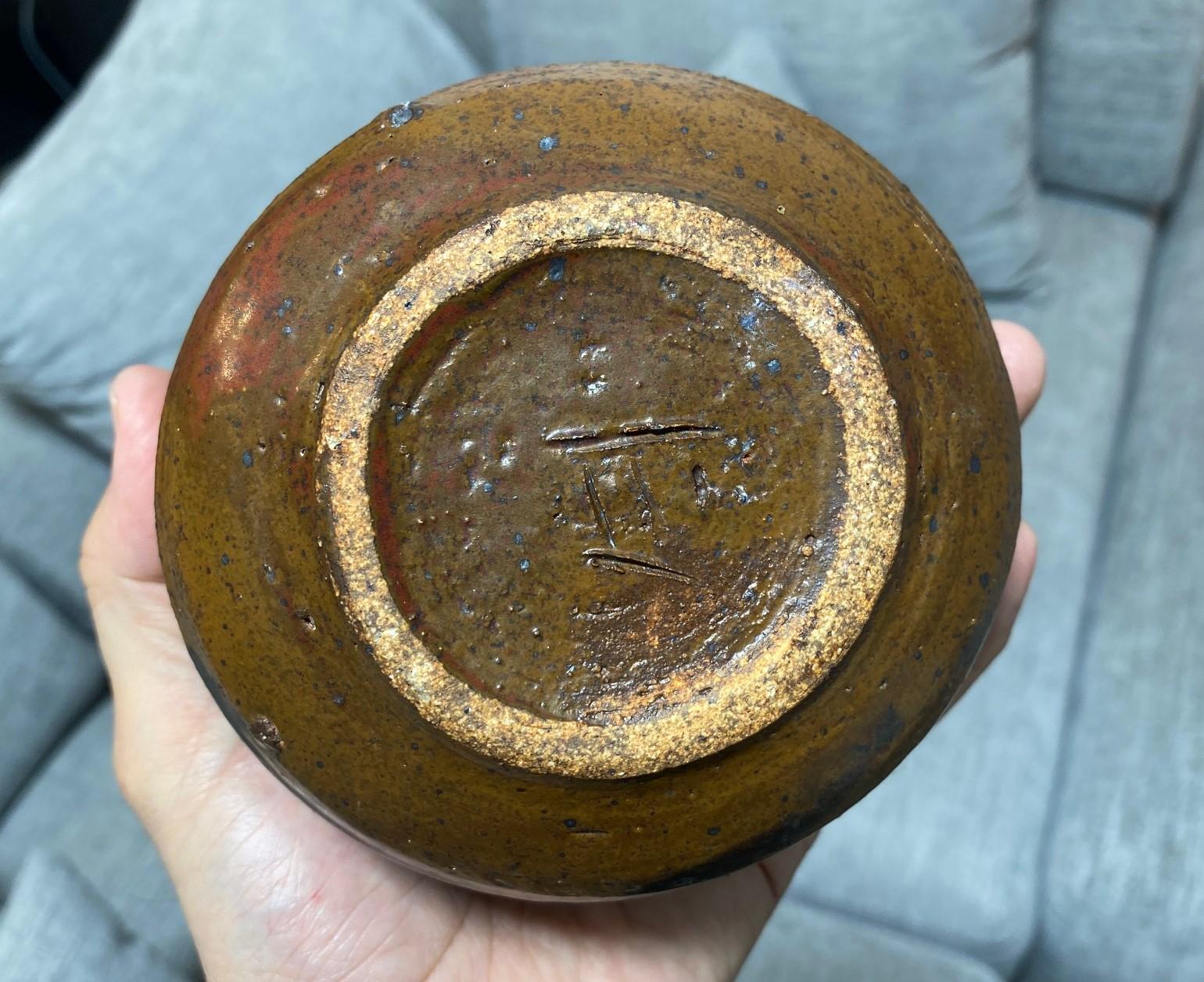 Ciotola da tè Chawan firmata da Tashiko Tazaezu, Studio Pottery giapponese hawaiano, smaltata in vendita 8