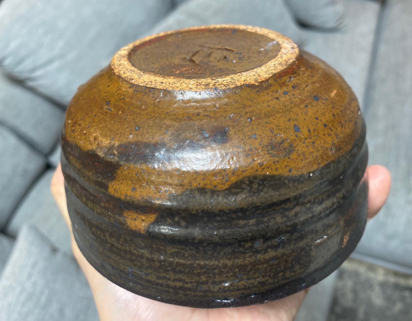 Ciotola da tè Chawan firmata da Tashiko Tazaezu, Studio Pottery giapponese hawaiano, smaltata in vendita 10