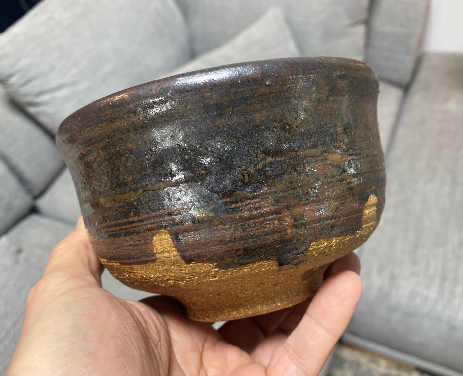 Poteries Tashiko Tazaezu Signé Japanese Hawaiian Studio Pottery Glazed Chawan Tea Bowl en vente