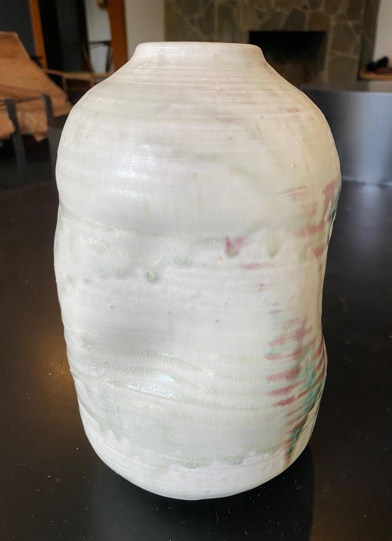 20th Century Tashiko Tazaezu Signed Japanese Hawaiian Studio Pottery Modernist Abstract Vase For Sale