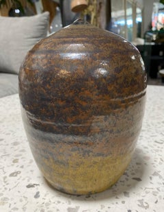 Tashiko Tazaezu Signed Japanese Studio Pottery Closed Form With Rattle Sculpture