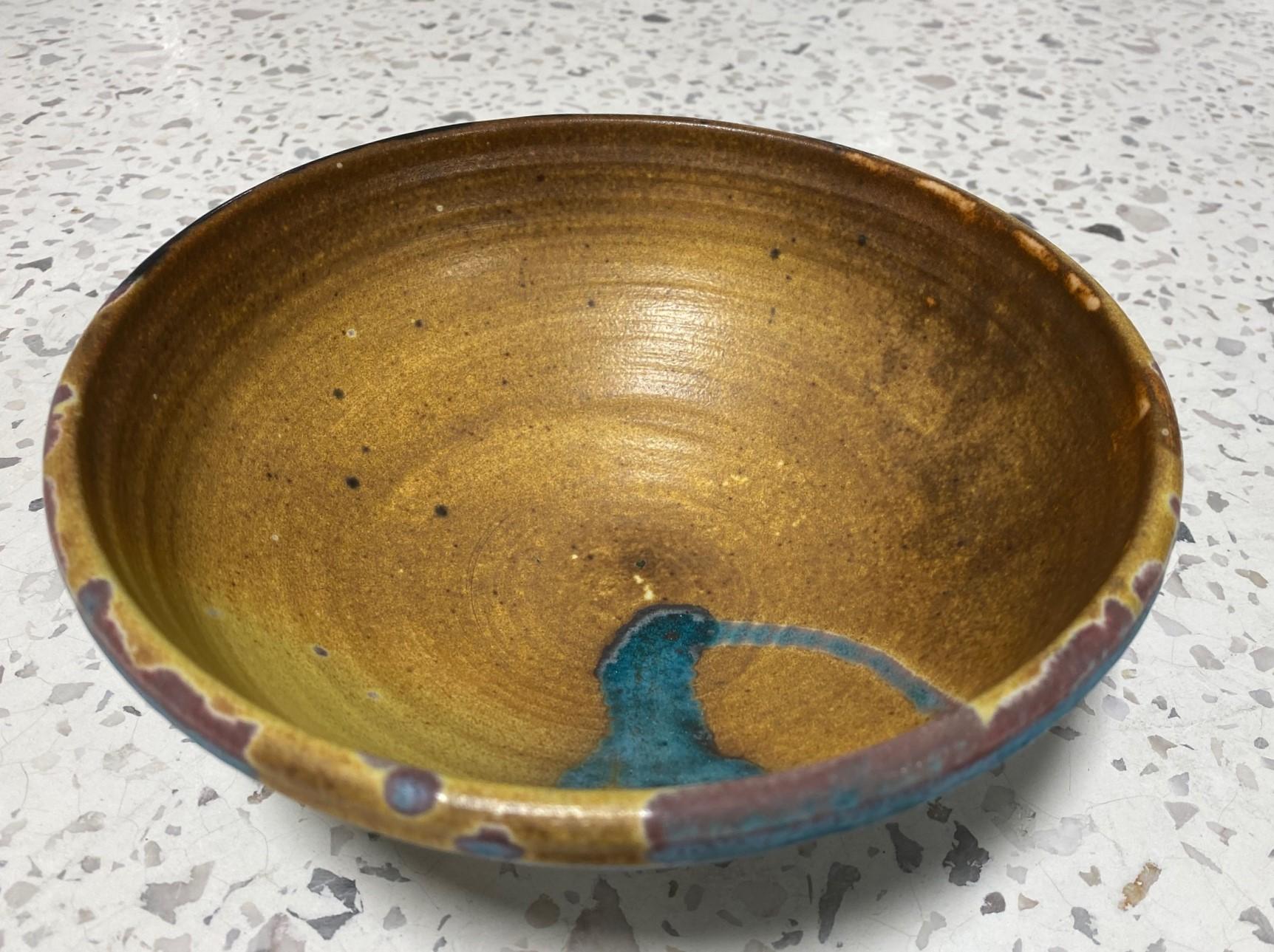 American Tashiko Tazaezu Signed Mid-Century Modern Japanese Hawaiian Studio Pottery Bowl For Sale