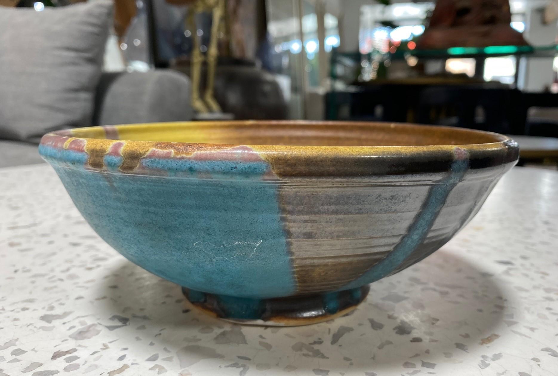 Fired Tashiko Tazaezu Signed Mid-Century Modern Japanese Hawaiian Studio Pottery Bowl For Sale