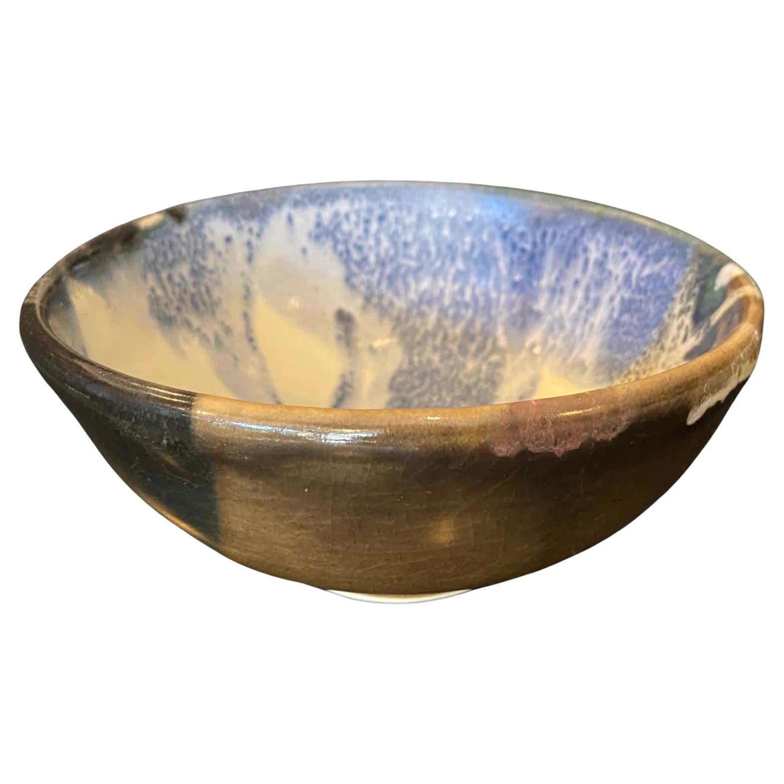 Tashiko Tazaezu Signed Mid-Century Modern Japanese Hawaiian Studio Pottery Bowl For Sale