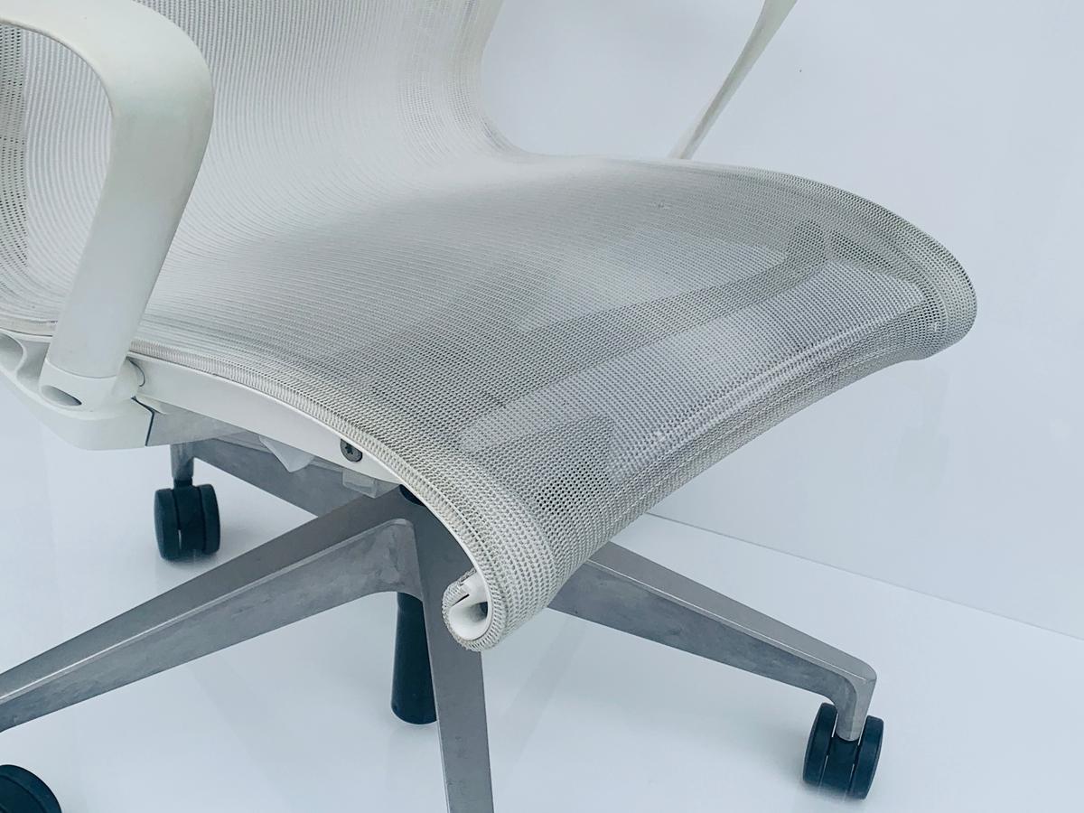 Task Chair with 5 Star Base by Herman Miller 6