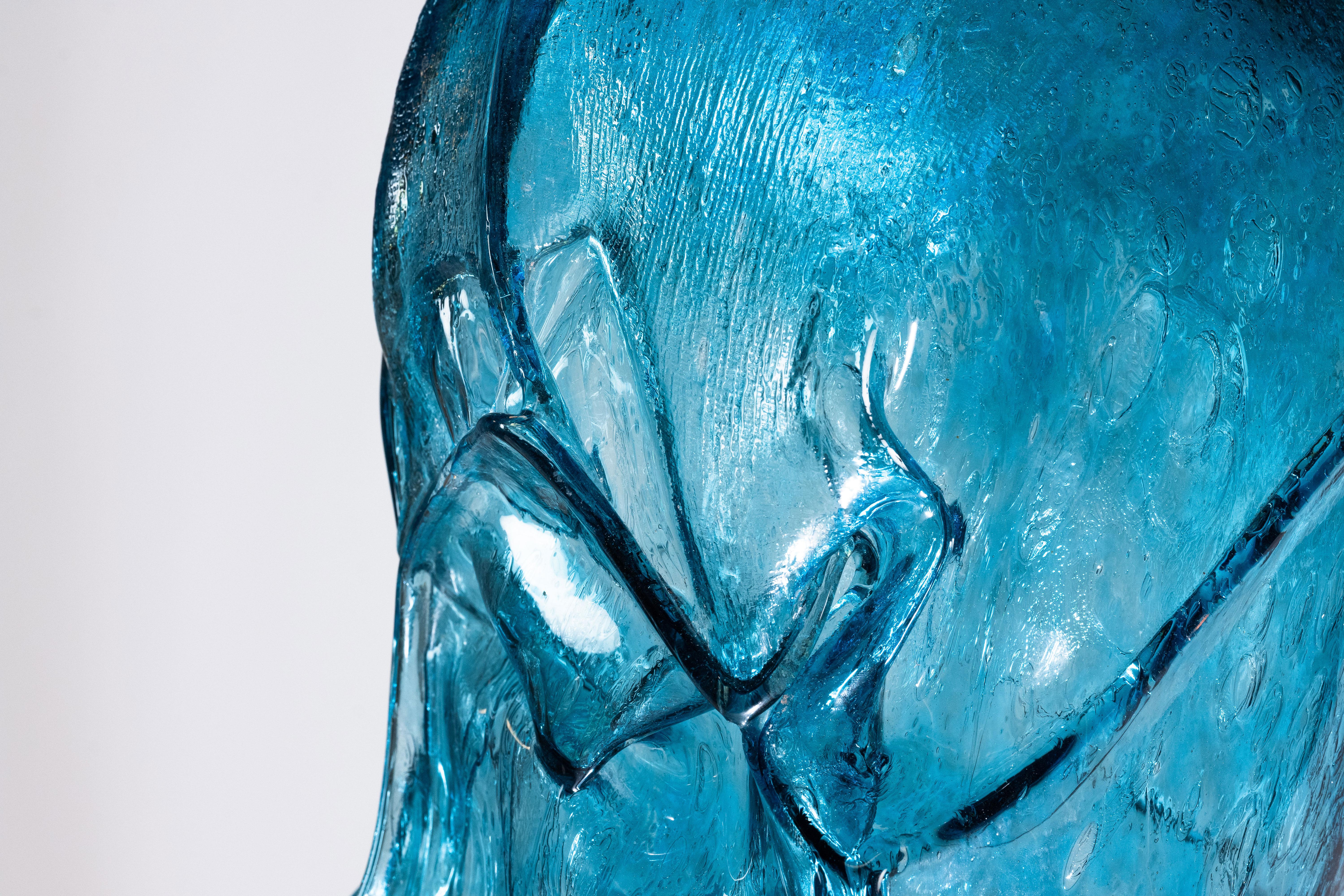 Twentieth Exhibitions is proud to present the début of Hydrochrom, a family of glass sculptures by LA-based artist and designer Sébastien Léon. Hydrochrom, stemming from the Greek expression for “The color of water” consists of tabletop sculptures,