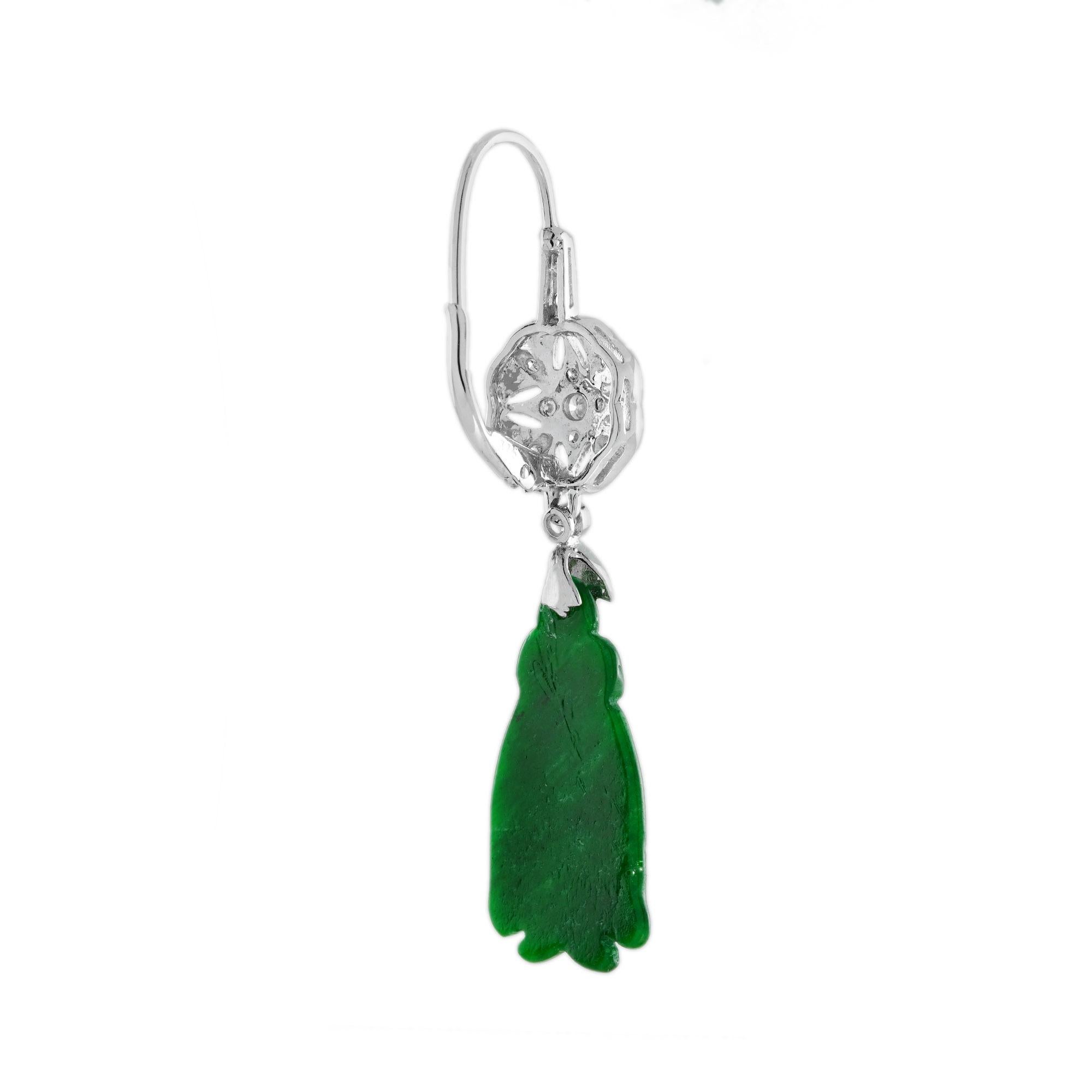 Quaste geschnitzt Jade Diamant Emaille Vintage Style 9K Weißgold Ohrringe (Rundschliff) im Angebot