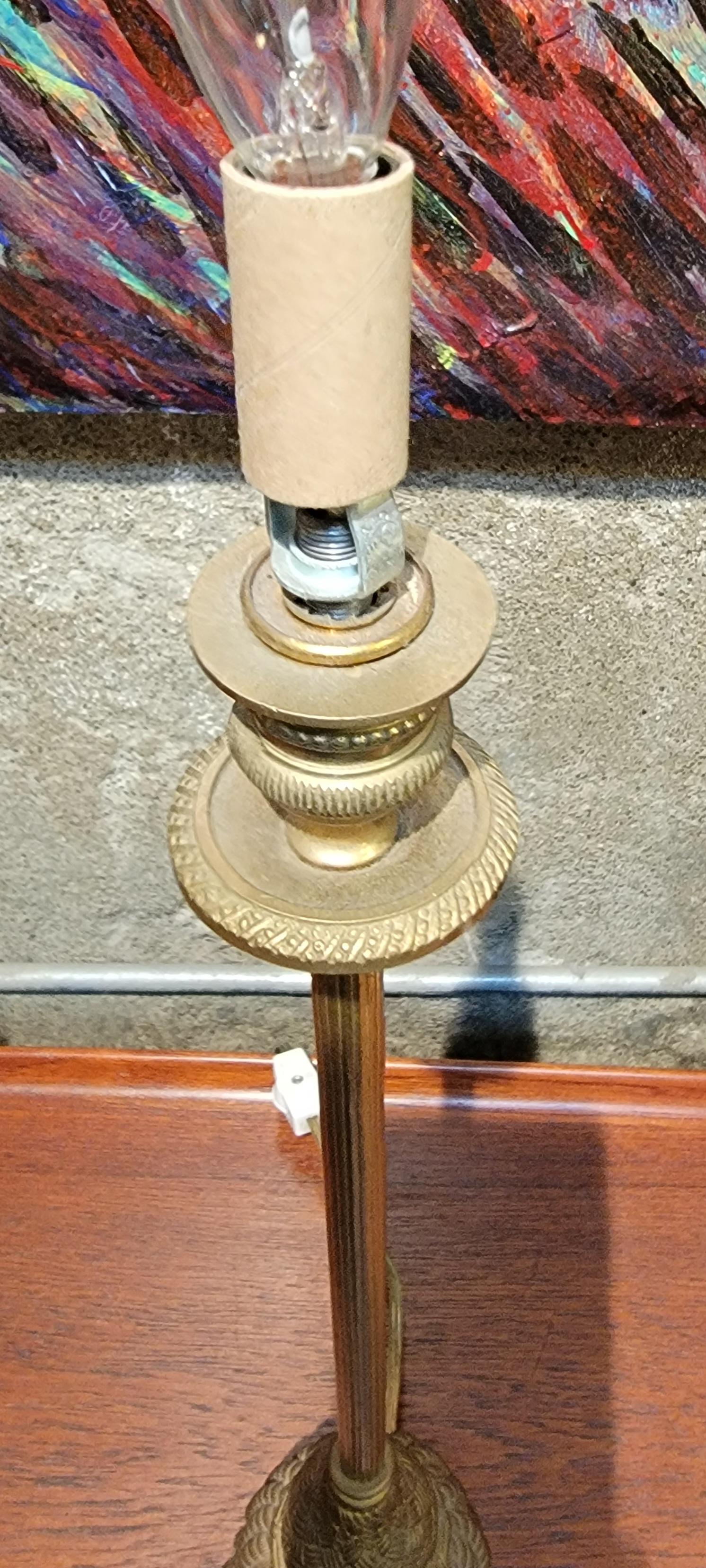 Tassel Lamps in Solid Brass. A Pair 2