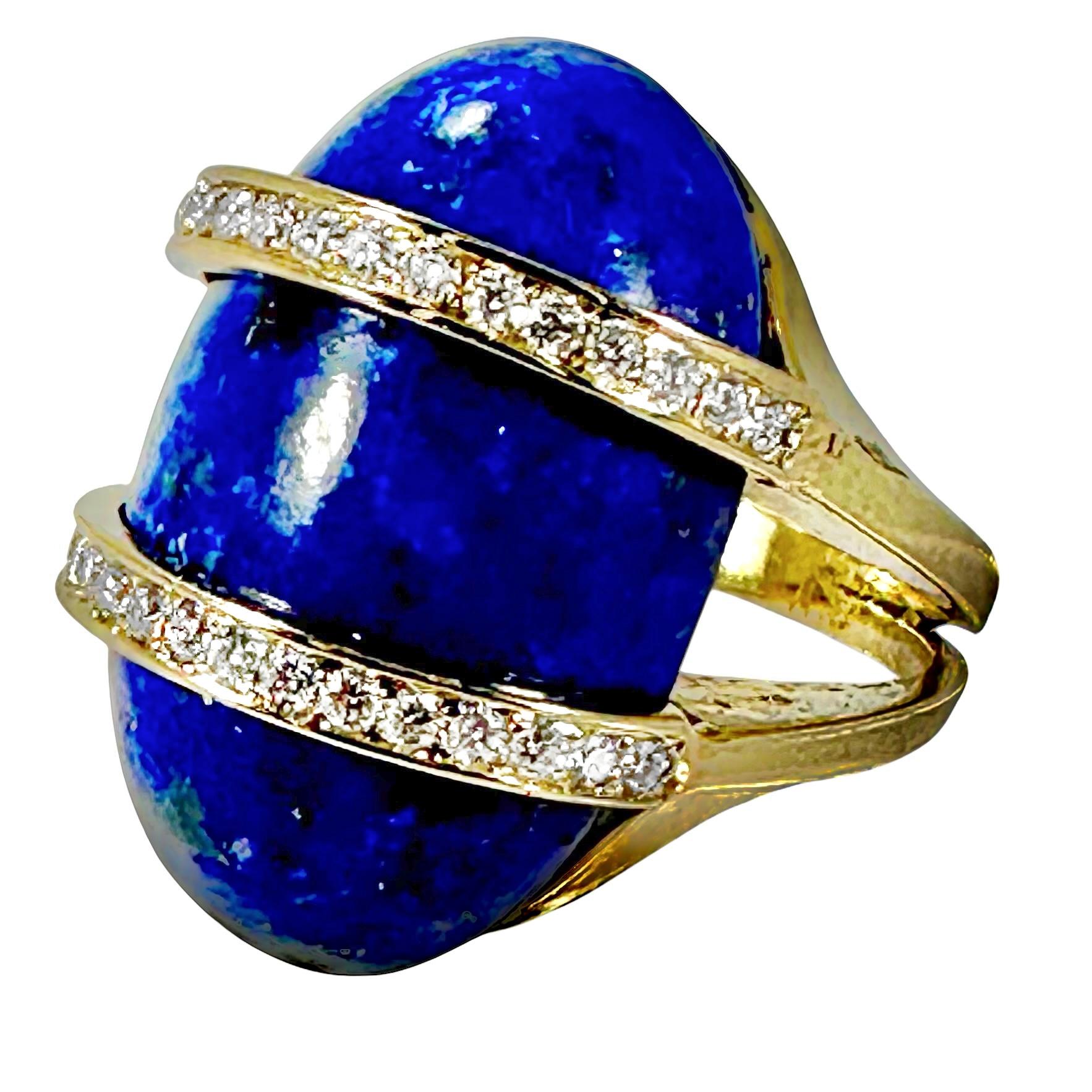 De las mujeres Anillo de buen gusto de oro amarillo de 14 quilates con forma ovalada de lapislázuli y diamantes fabricado en 1973 en venta
