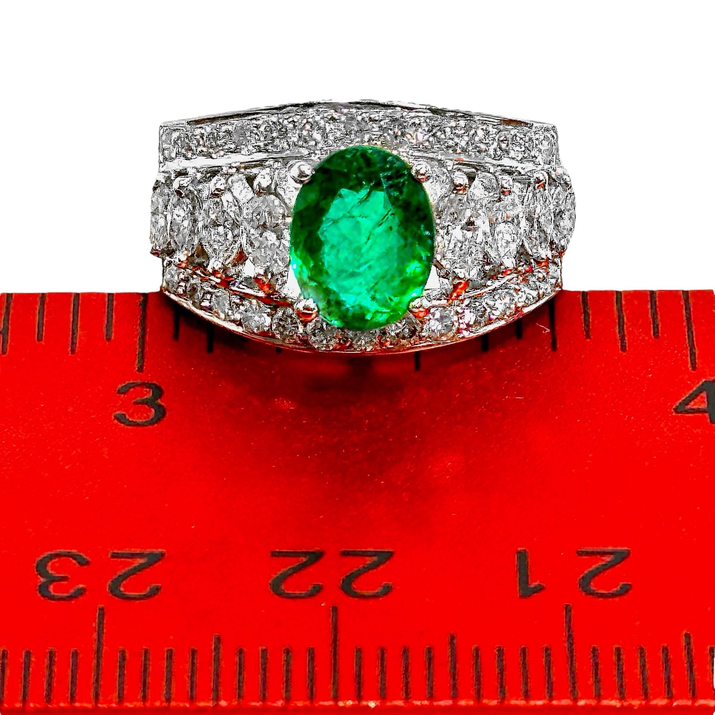 Tasteful 18K White Gold Emerald and Diamond Cocktail Ring For Sale 1