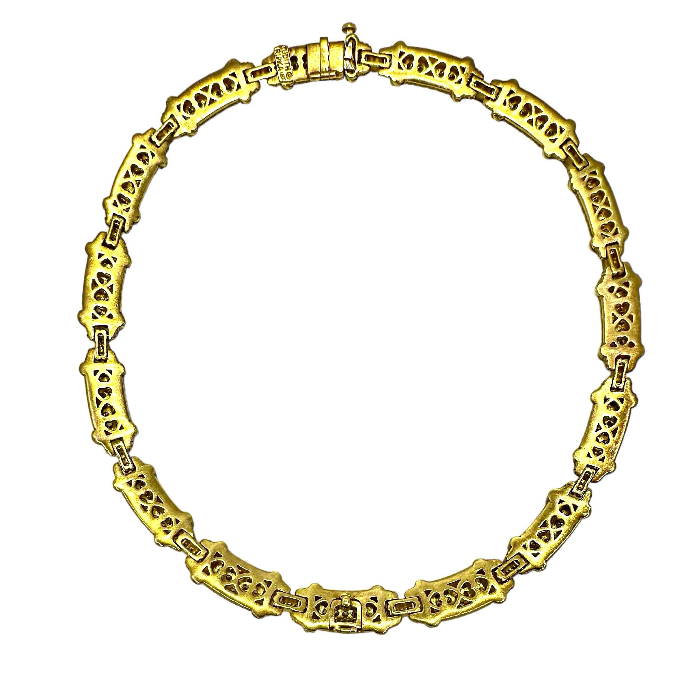 Tasteful and Elegant Judith Ripka Choker-Halskette aus 18 Karat Gelbgold und Diamanten (Neoetruskisch)