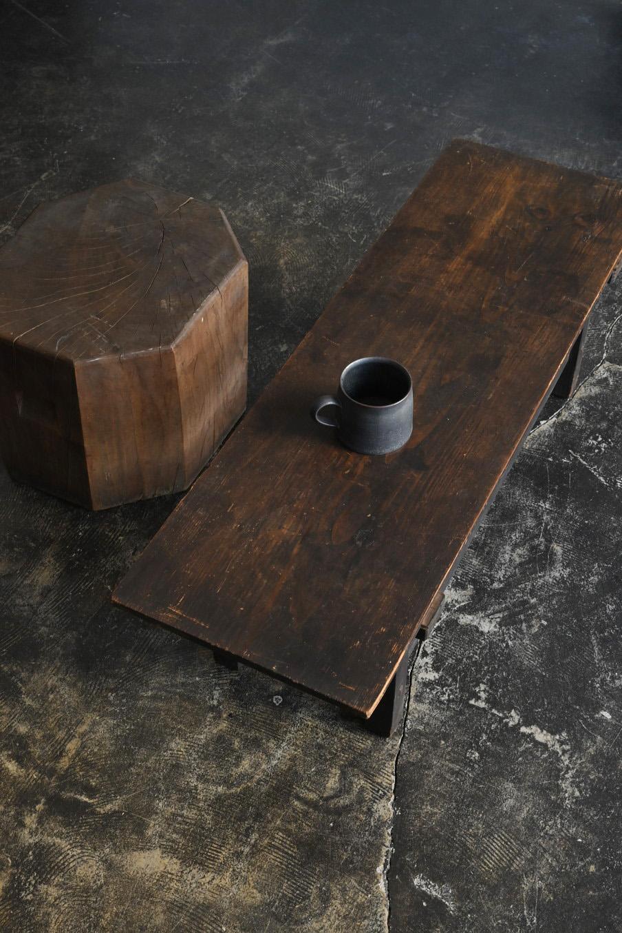 Meiji Tasteful antique Japanese wooden low table / 1868-1920 / side table