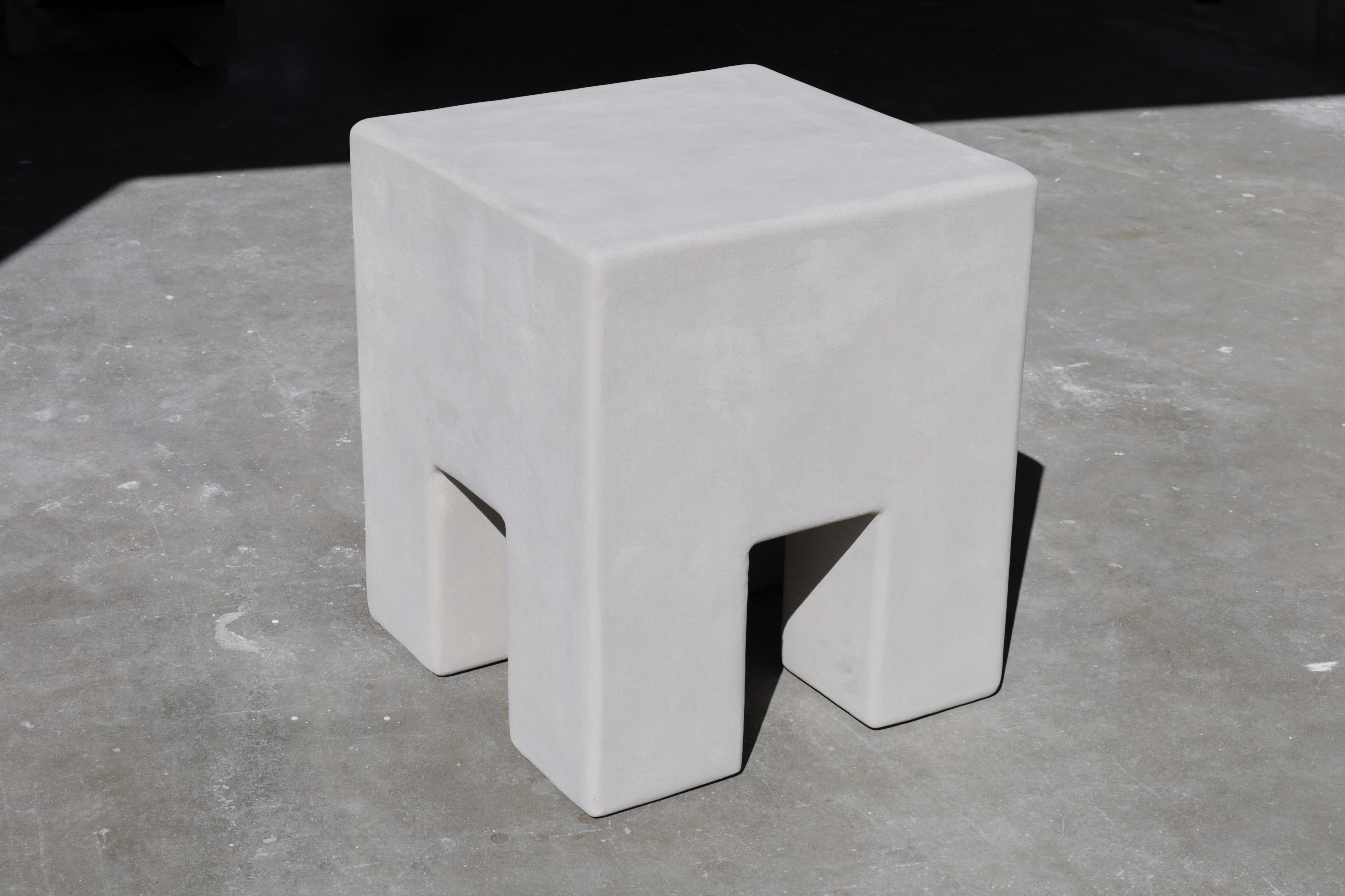 Minimalist tate chunky plaster side table in hydra by öken house studios