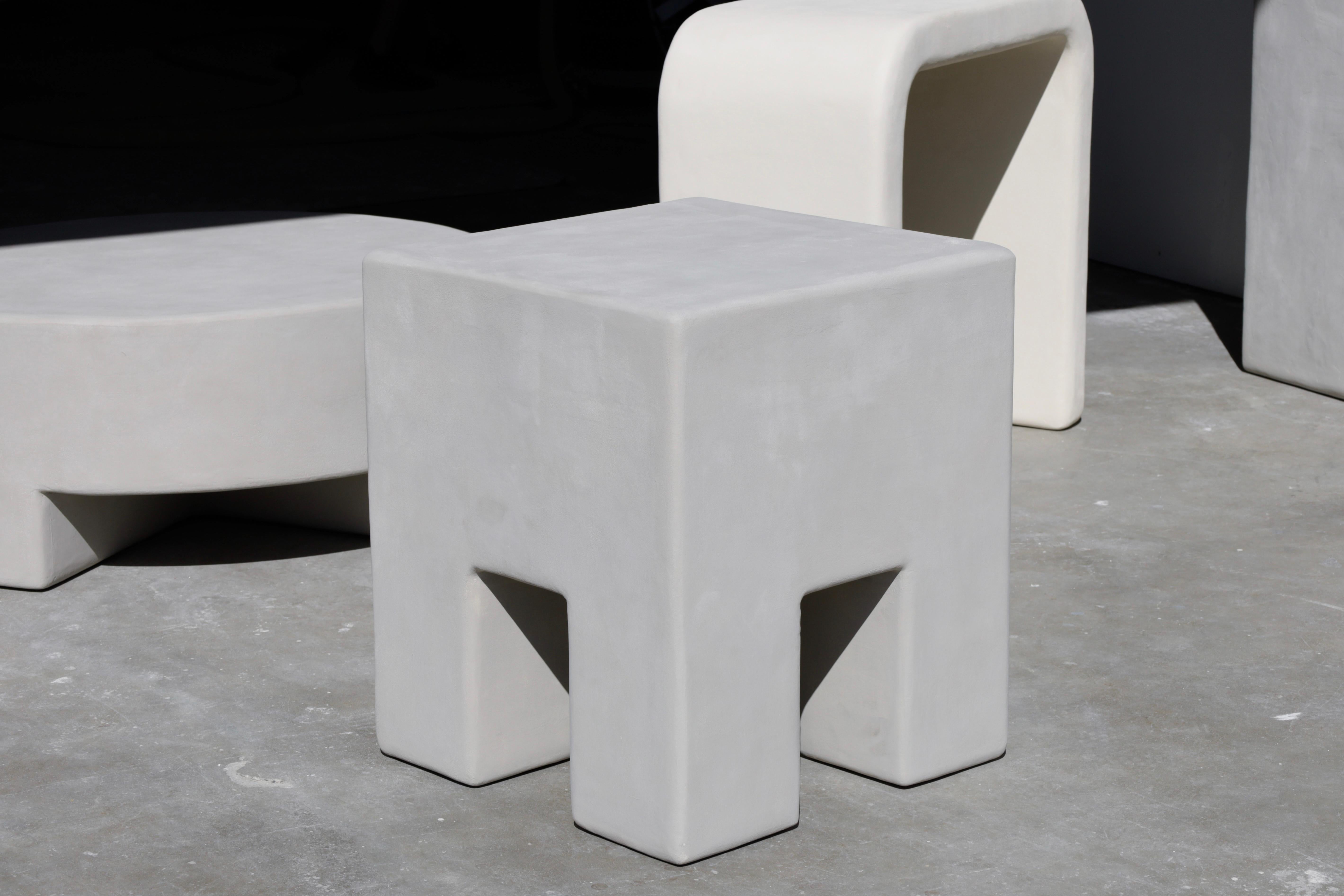 tate chunky plaster side table in hydra by öken house studios In New Condition In Palm Desert, CA