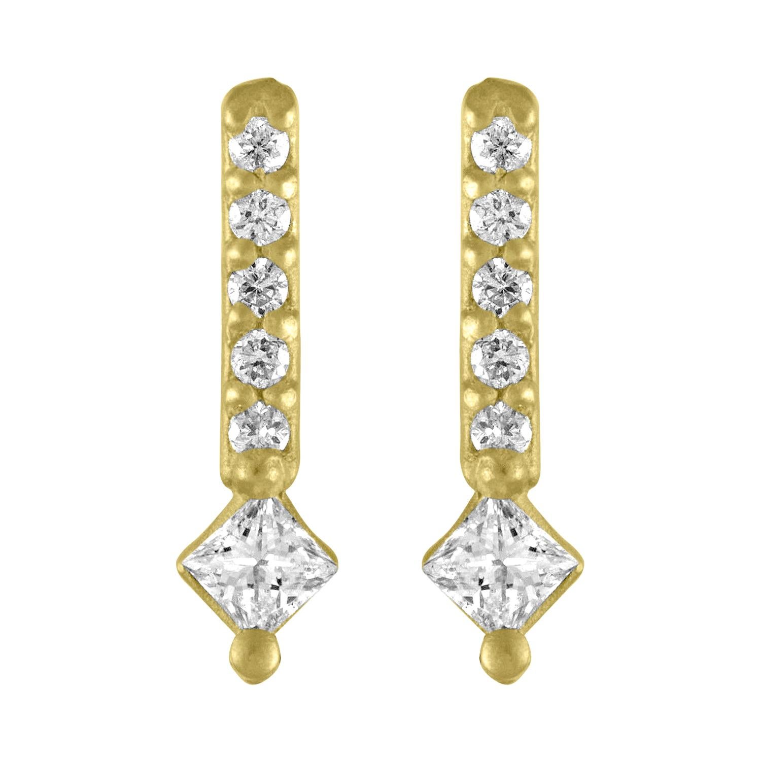 TATE Gleam 18 Karat Yellow Gold Earring .11 Carat Diamond Stud For Sale