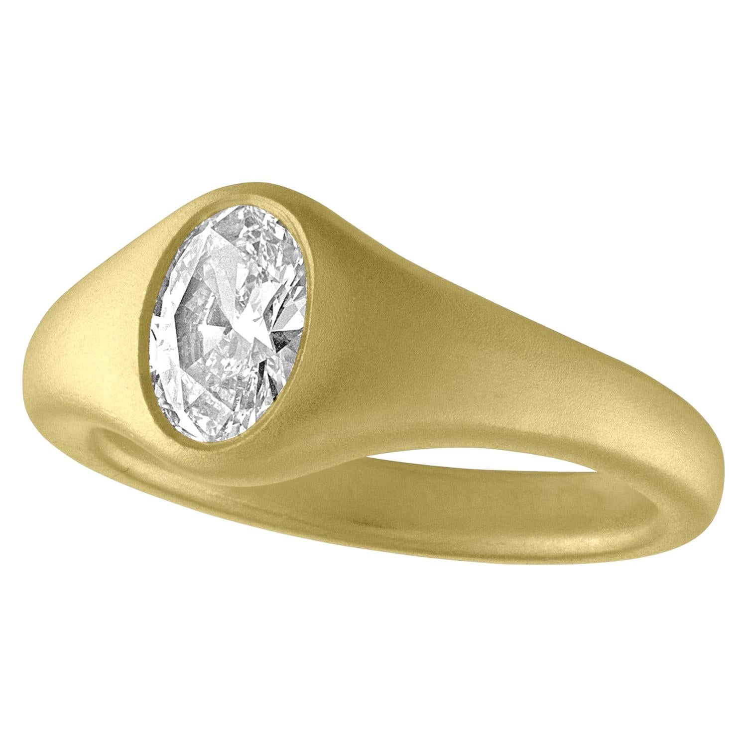 TATE Oval .90 Carat Diamond Bombe 18 Karat Green Gold Ring For Sale