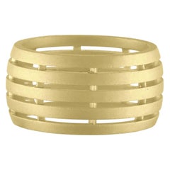 TATE Wide Fence Band 18 Karat Green Gold Ring